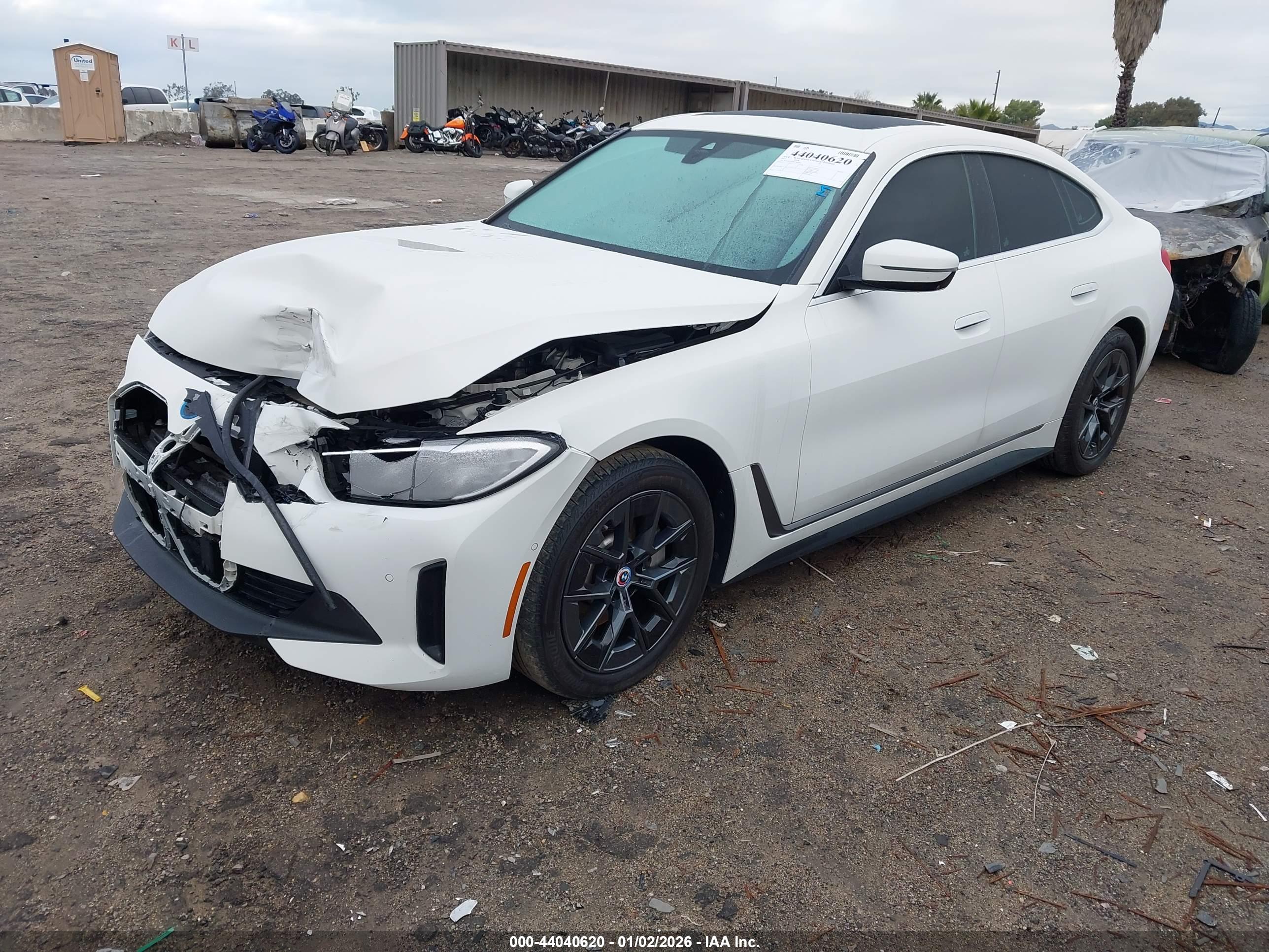 BMW I4 image 2