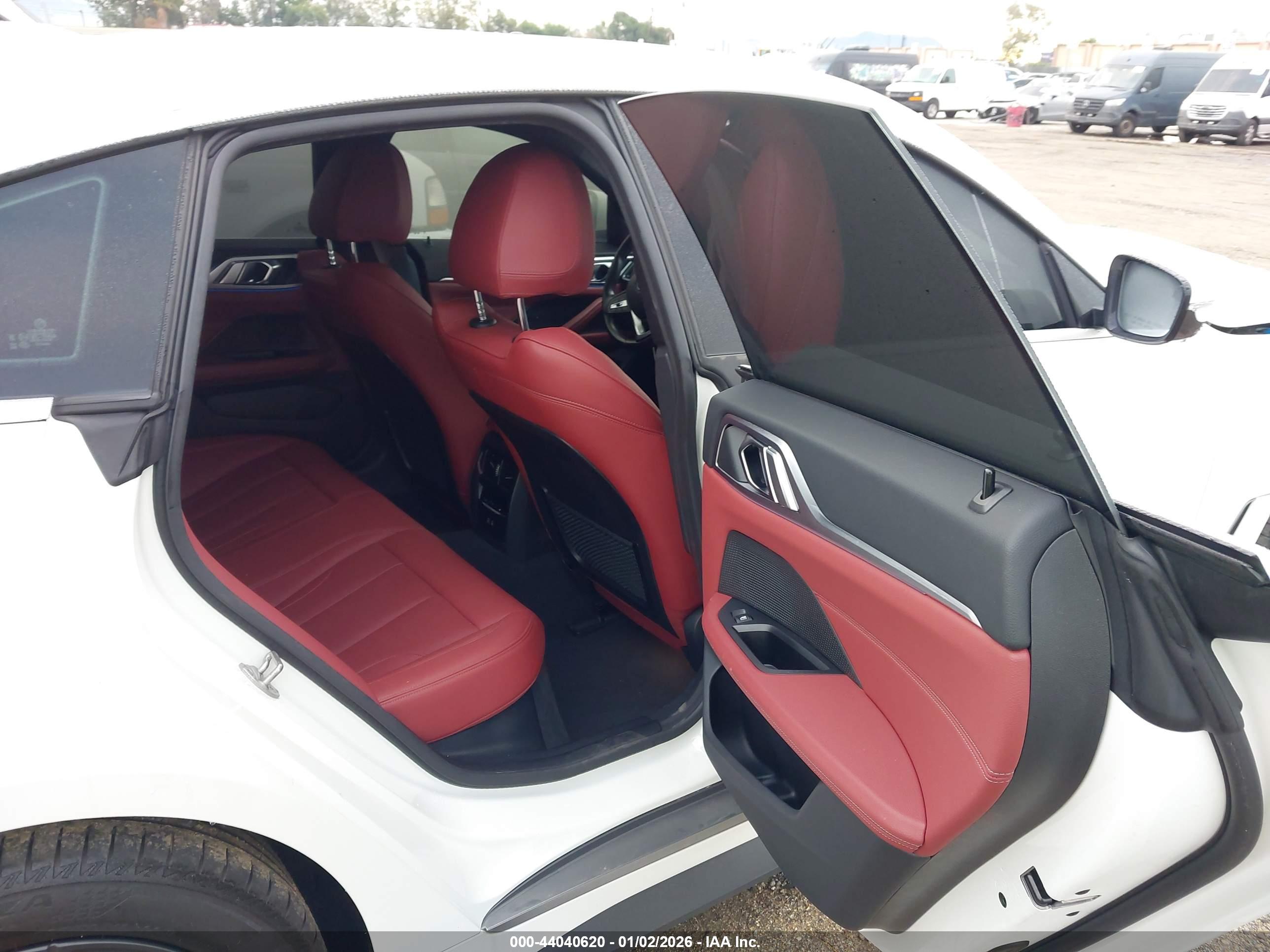 BMW I4 image 8