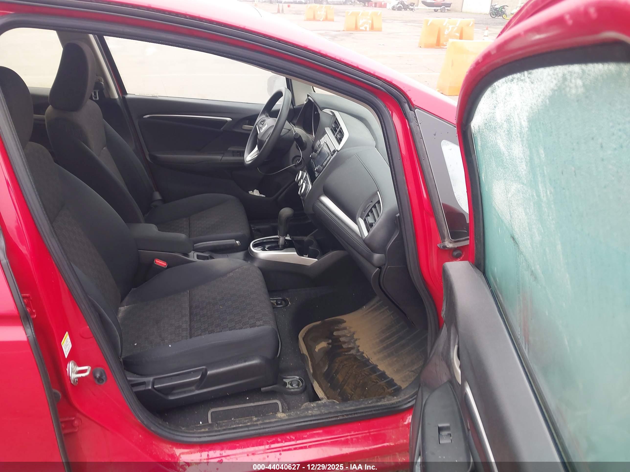 HONDA FIT image 5