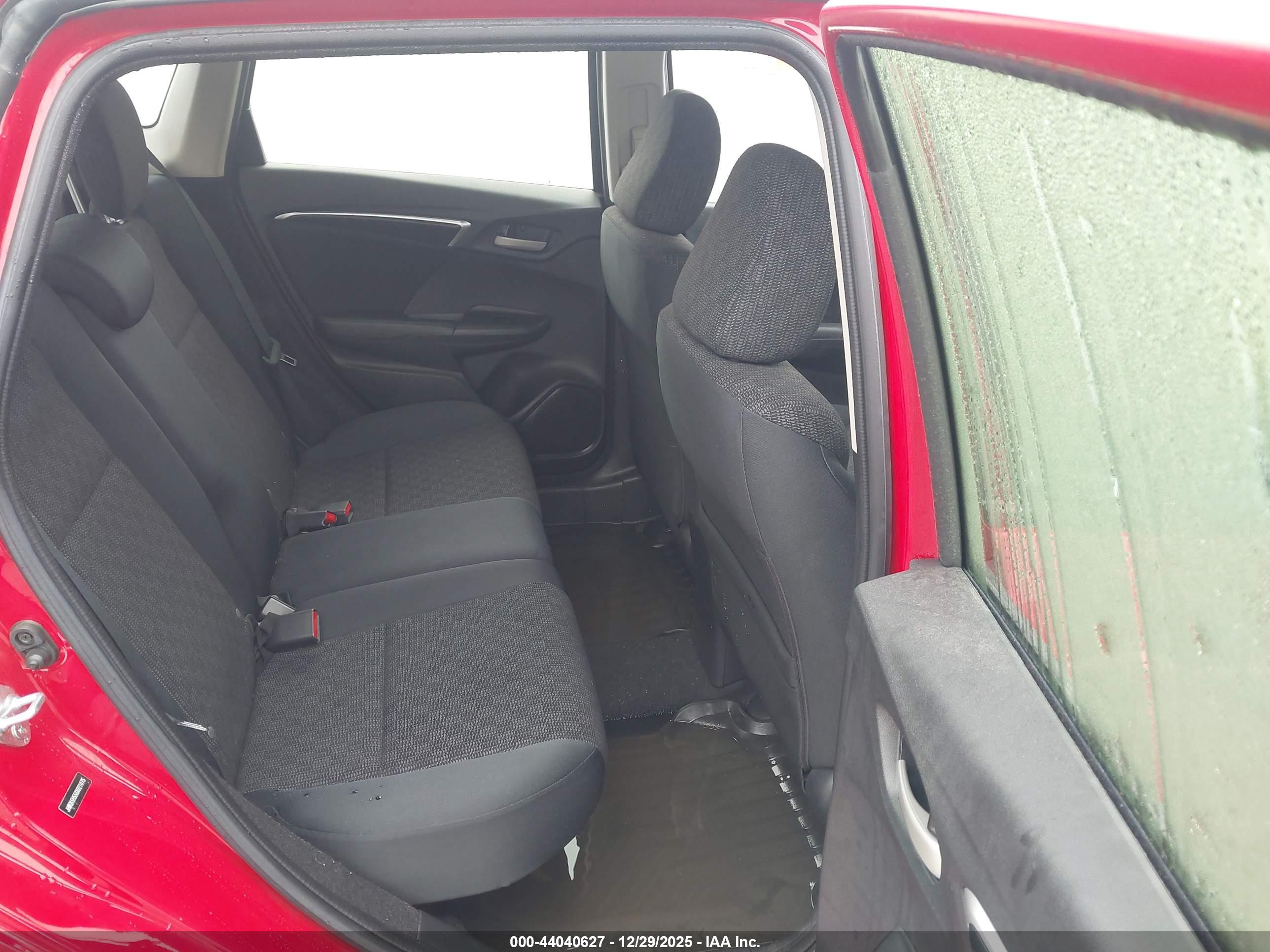 HONDA FIT image 8