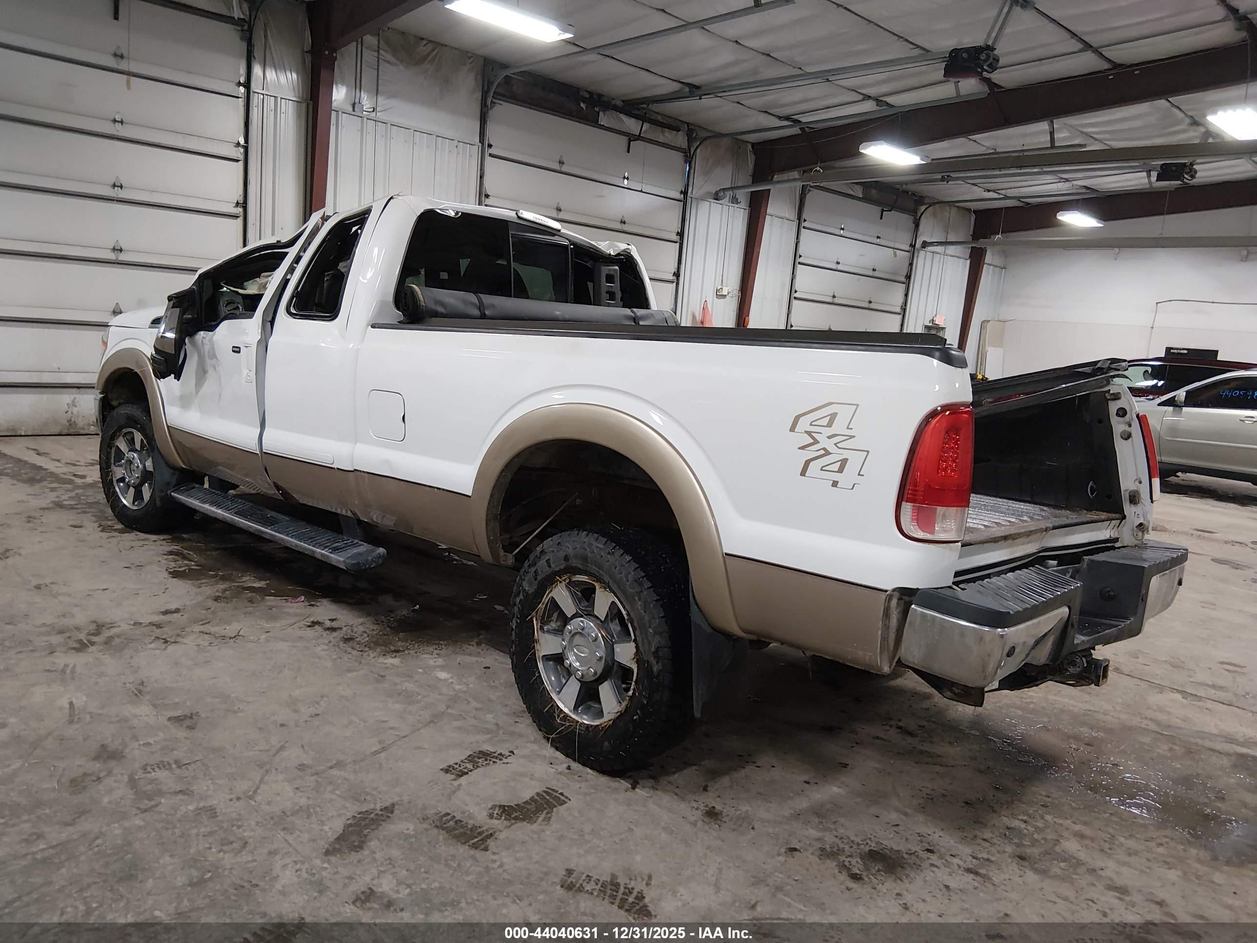 FORD F-350 image 3