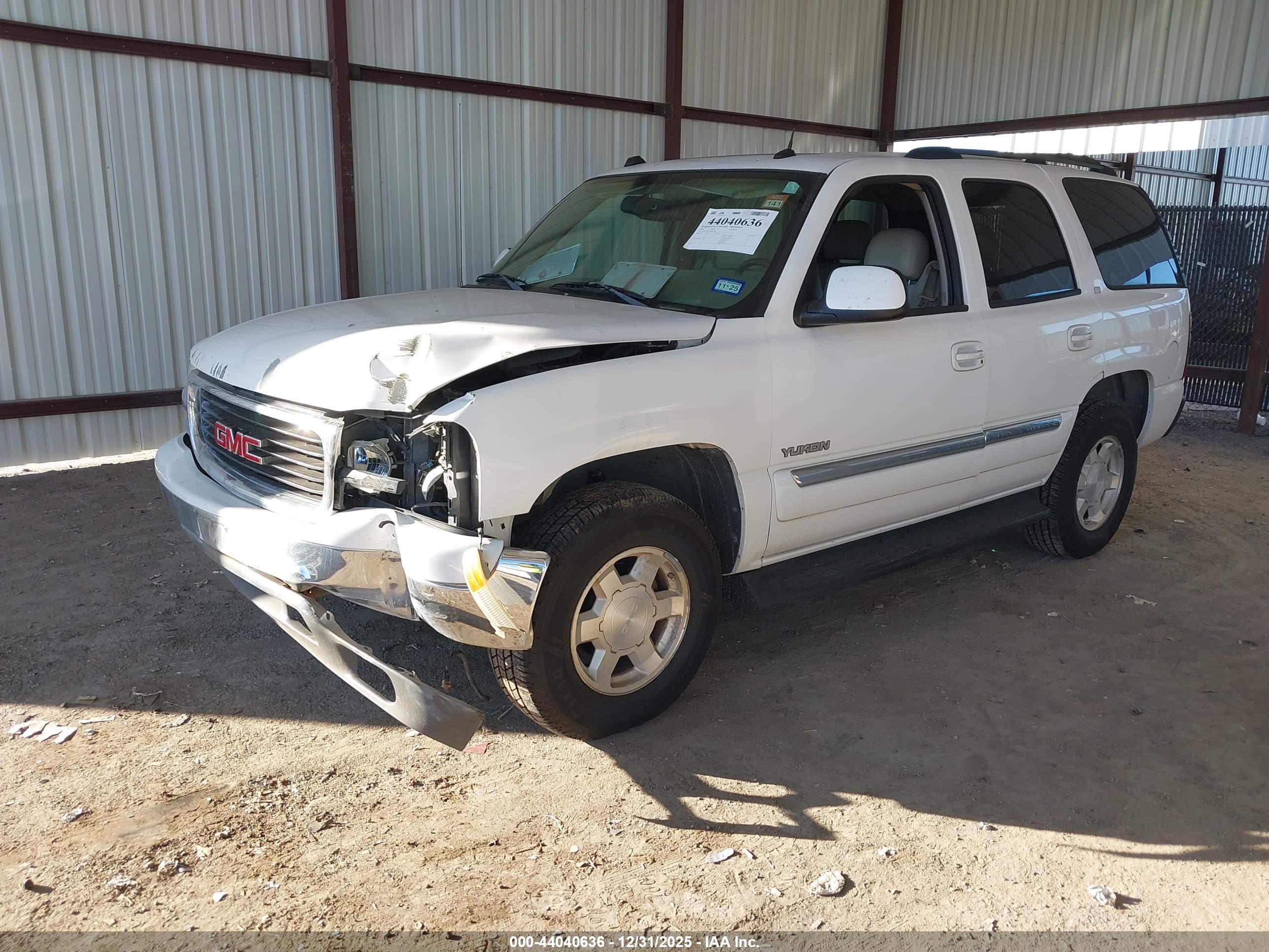GMC YUKON image 2