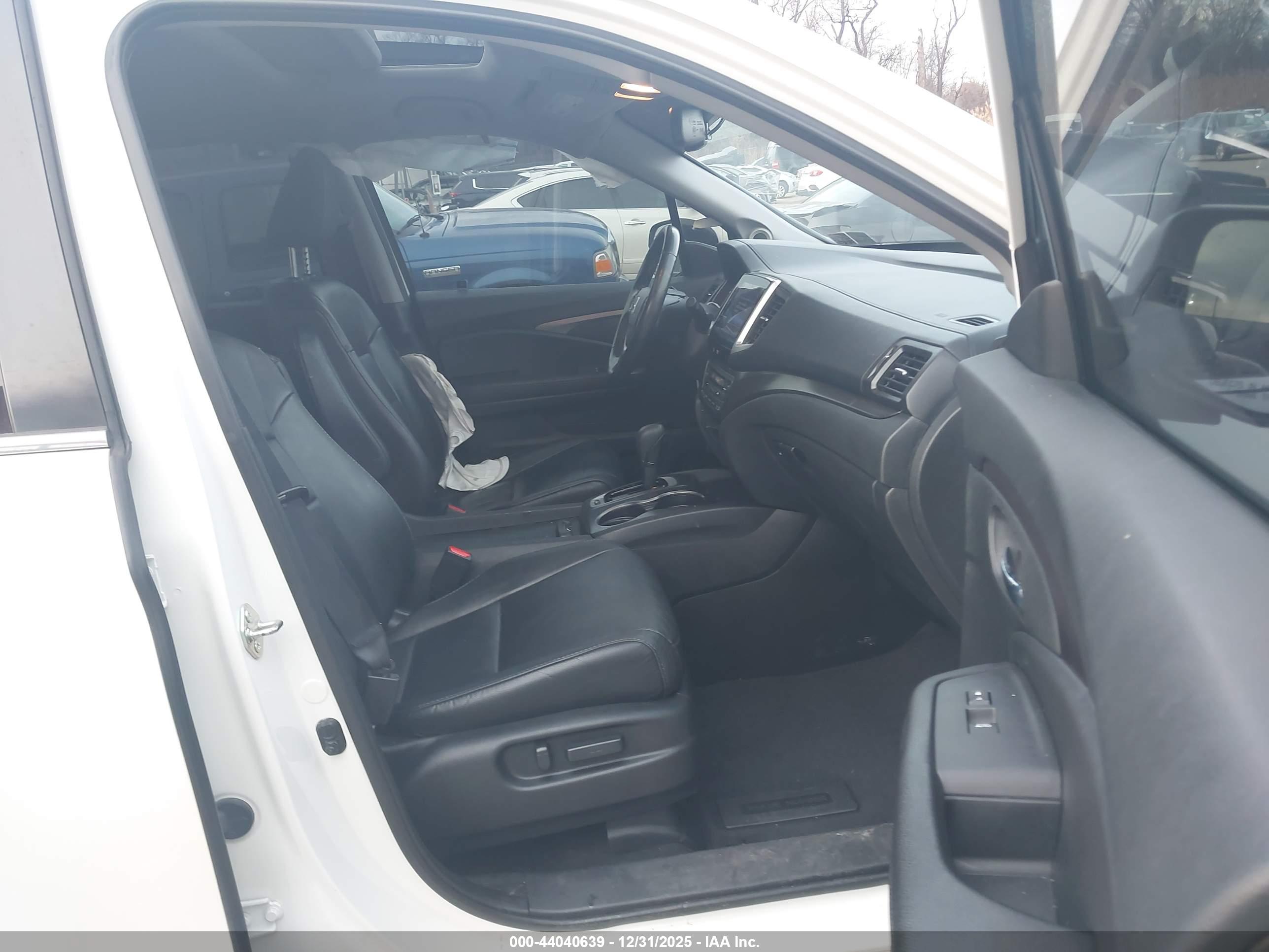 HONDA PILOT image 5