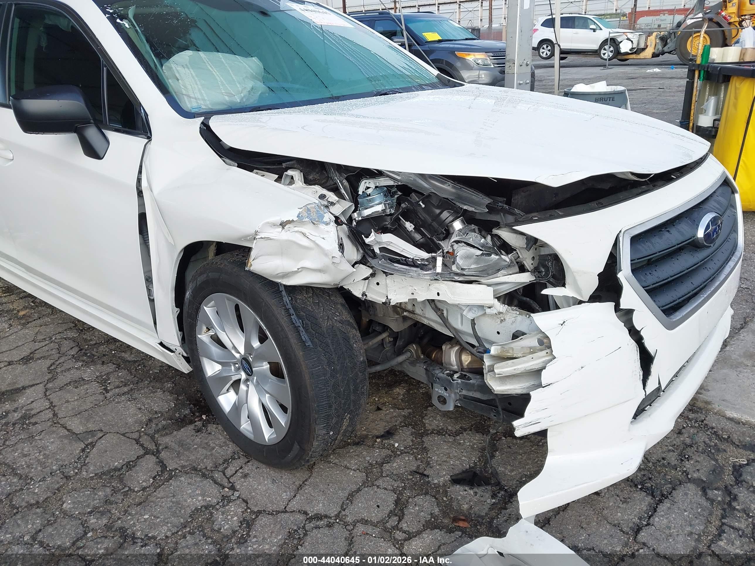SUBARU LEGACY image 6
