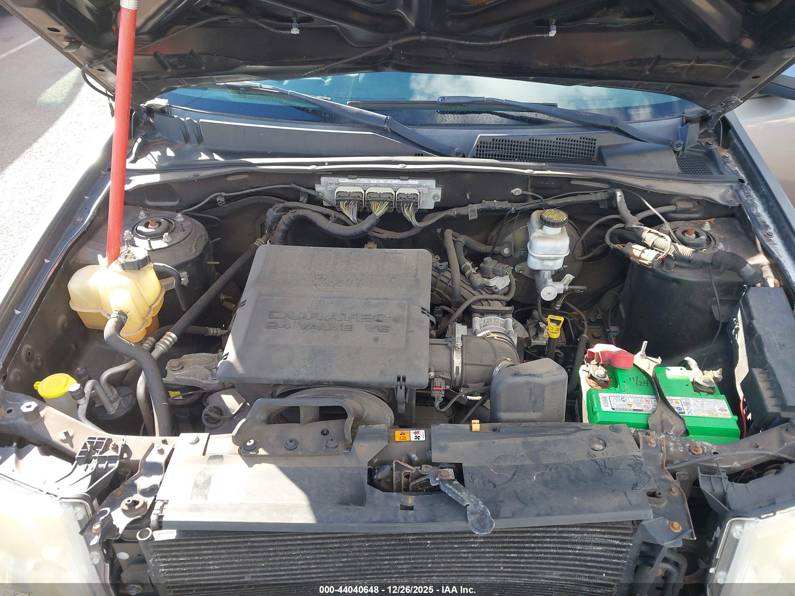 FORD ESCAPE image 10