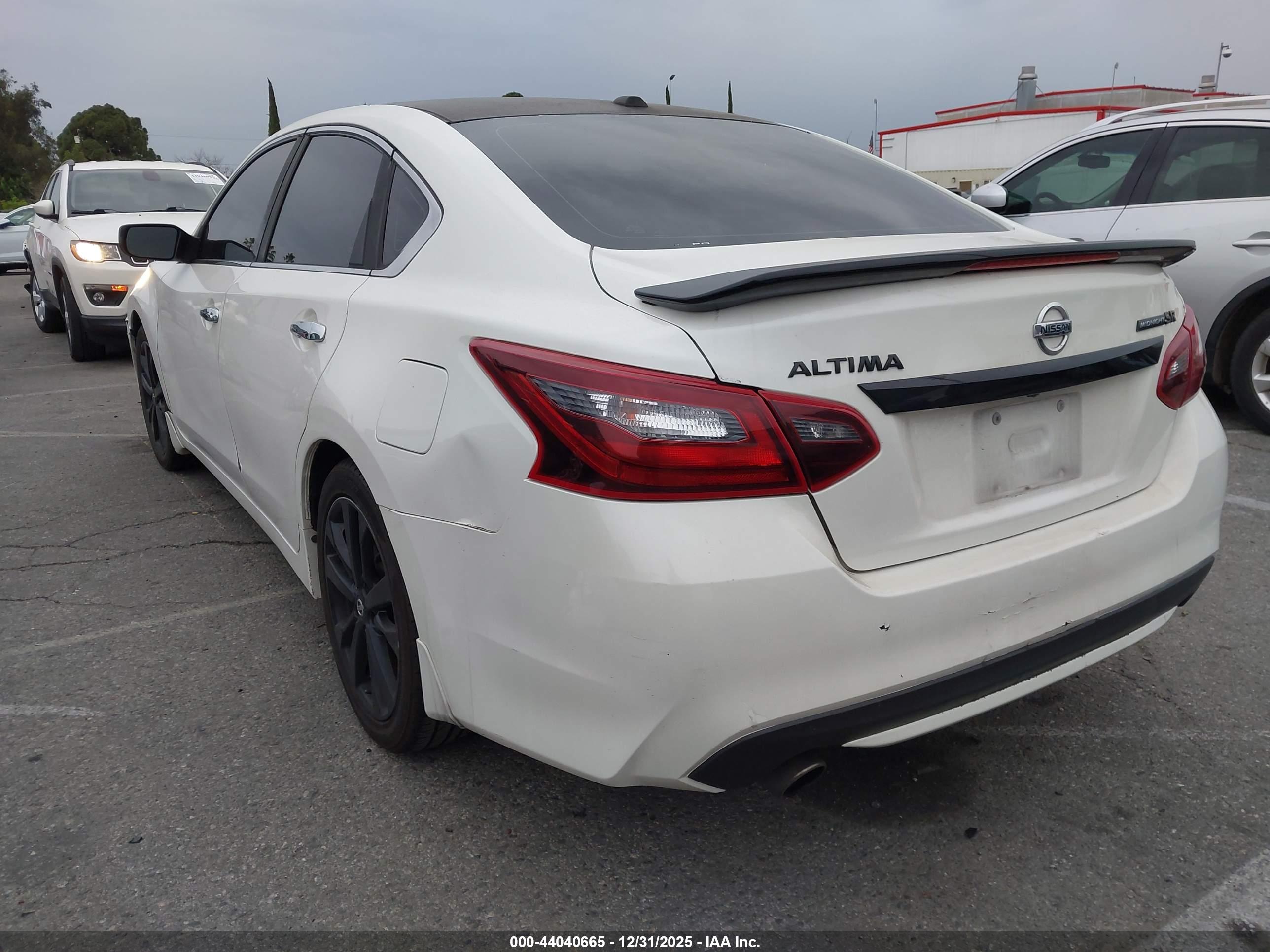 NISSAN ALTIMA image 3