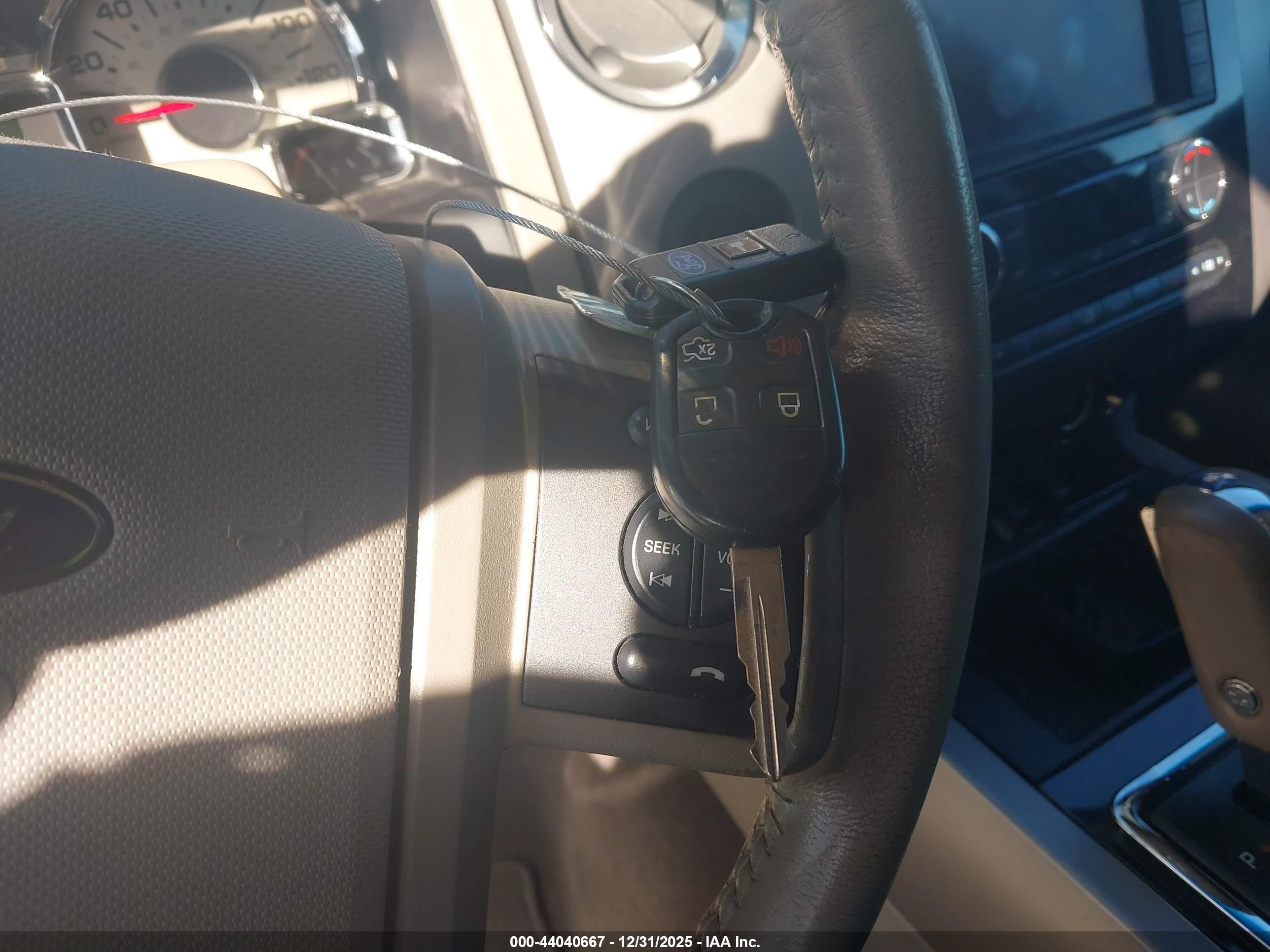 FORD EXPEDITION image 11