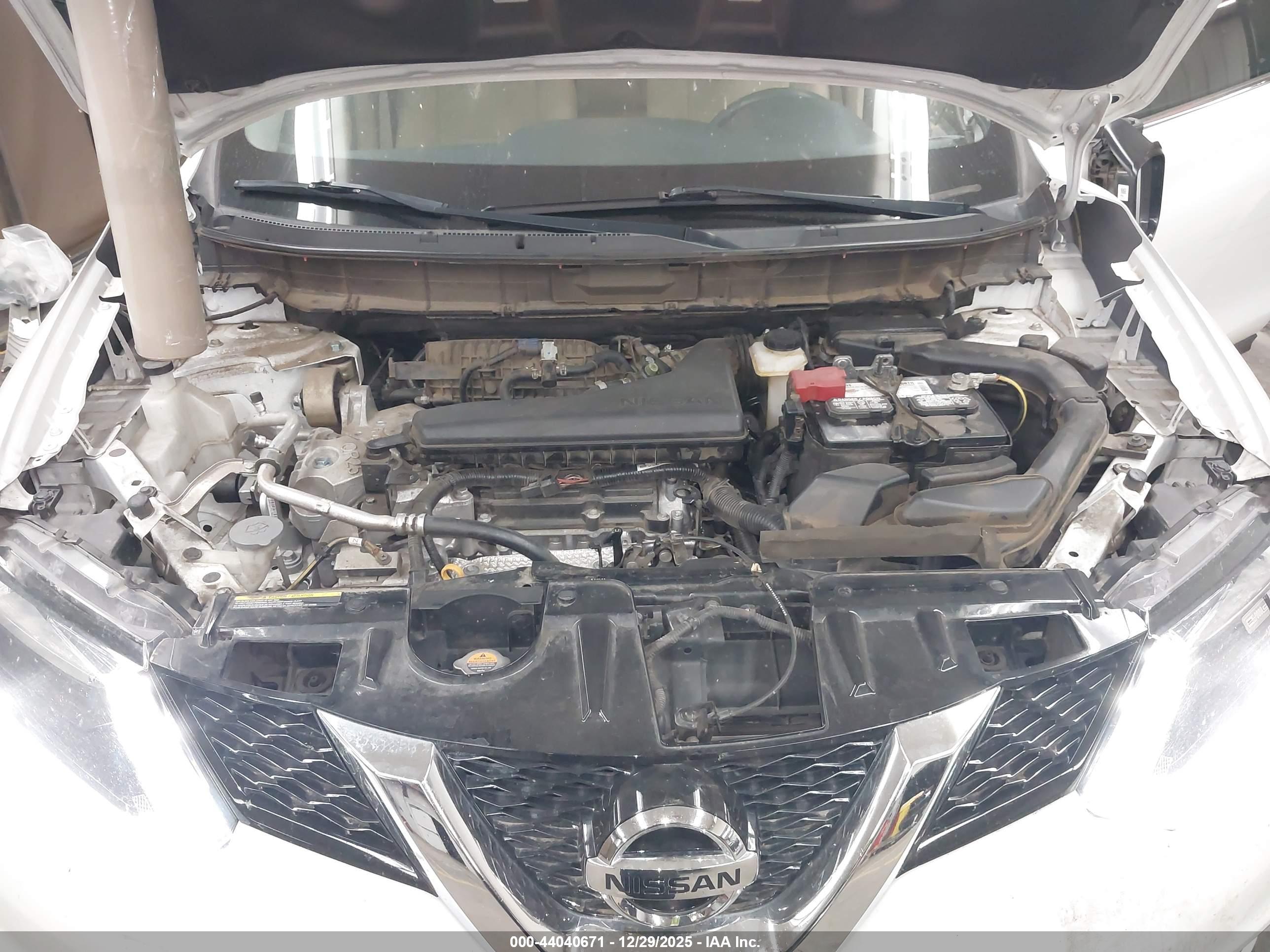 NISSAN ROGUE image 10