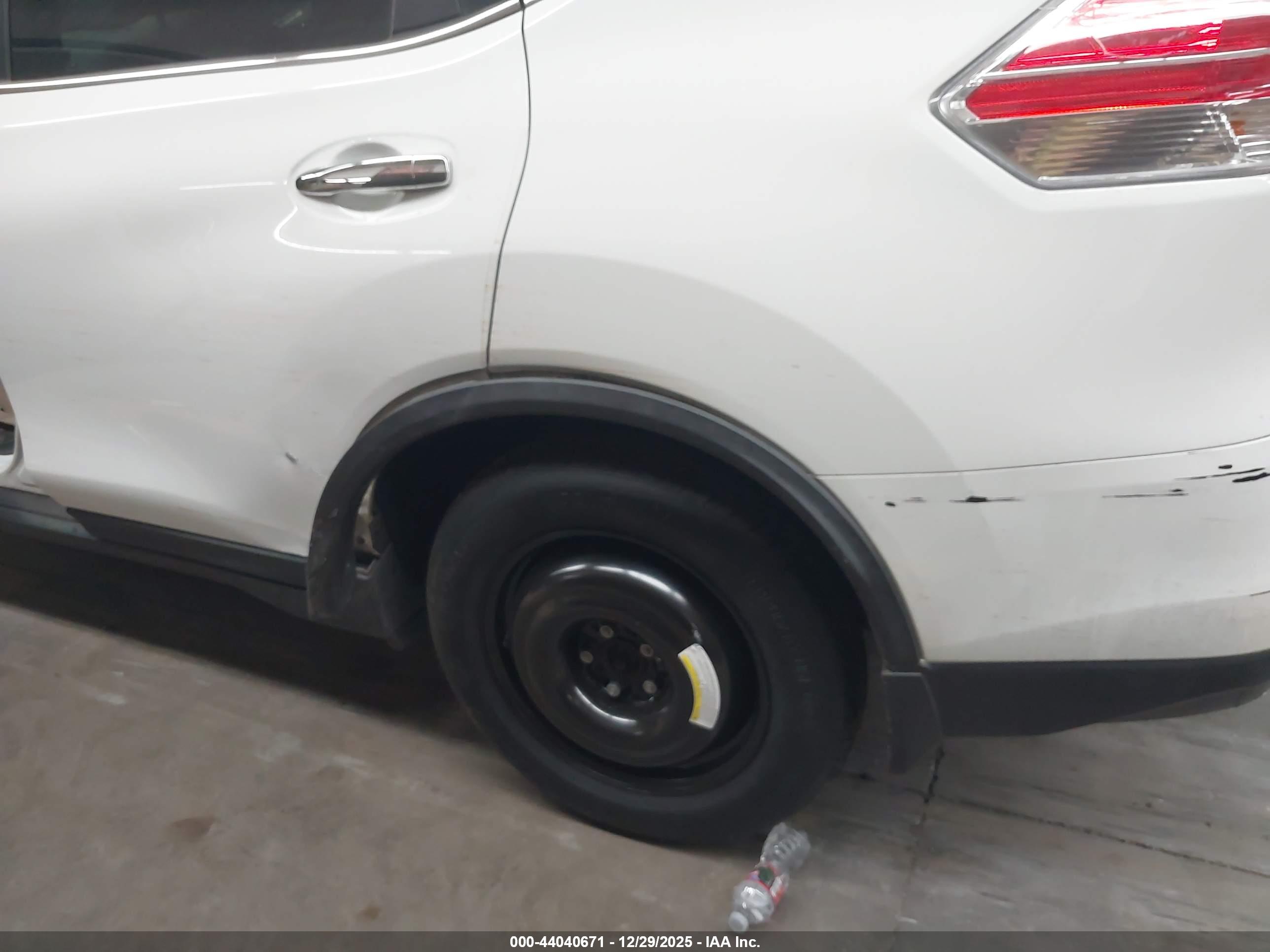 NISSAN ROGUE image 6