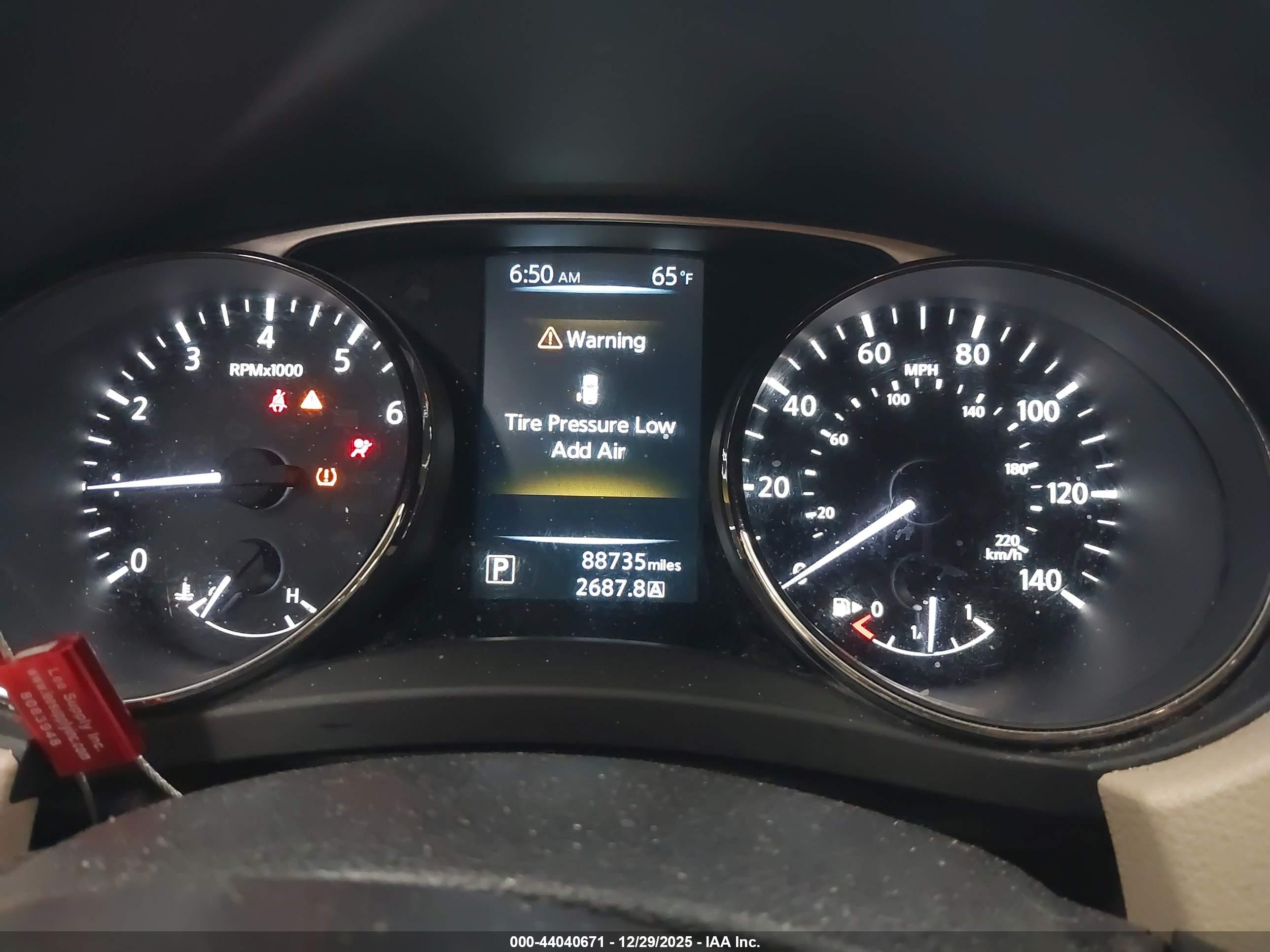 NISSAN ROGUE image 7