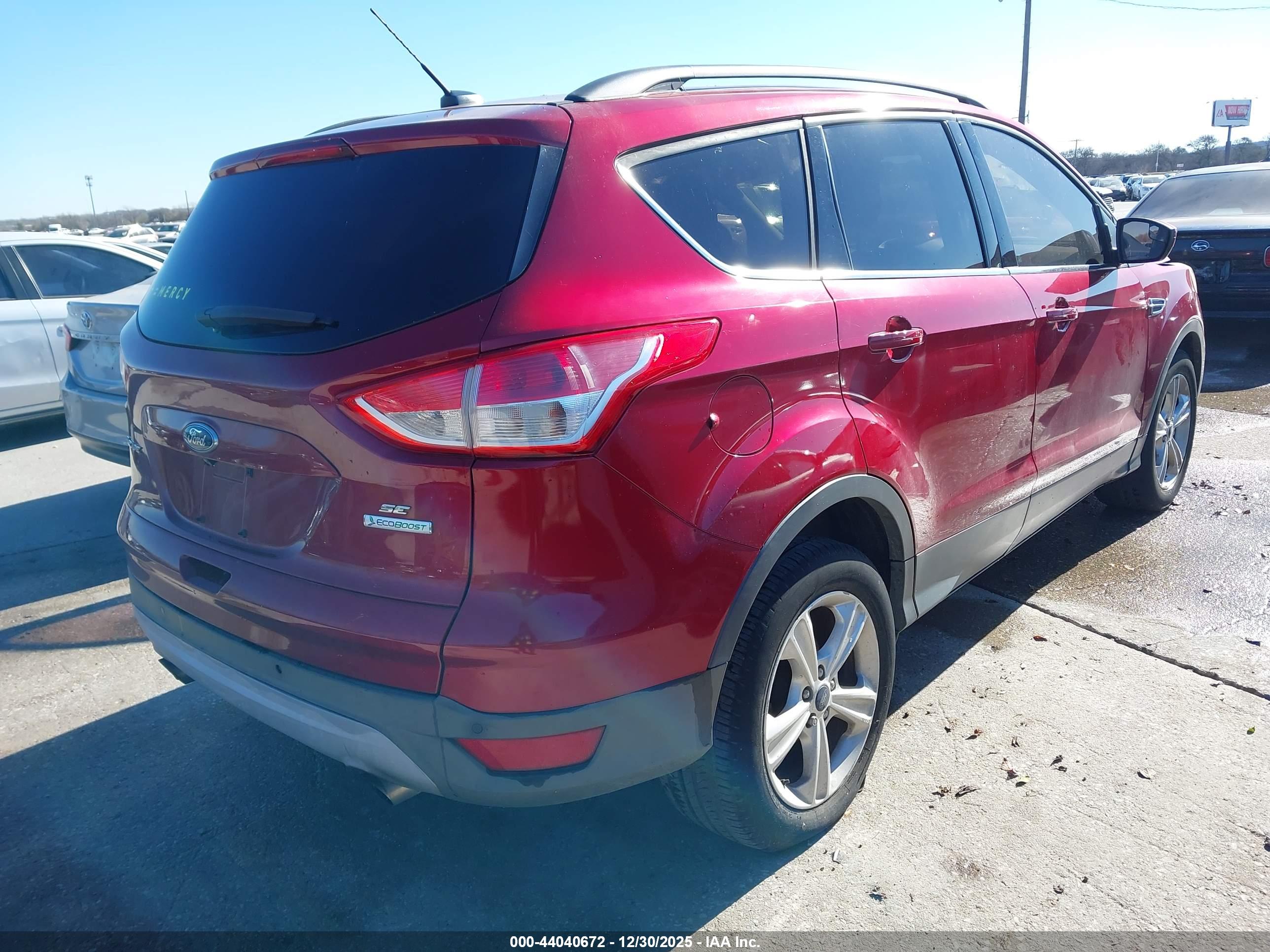 FORD ESCAPE image 4
