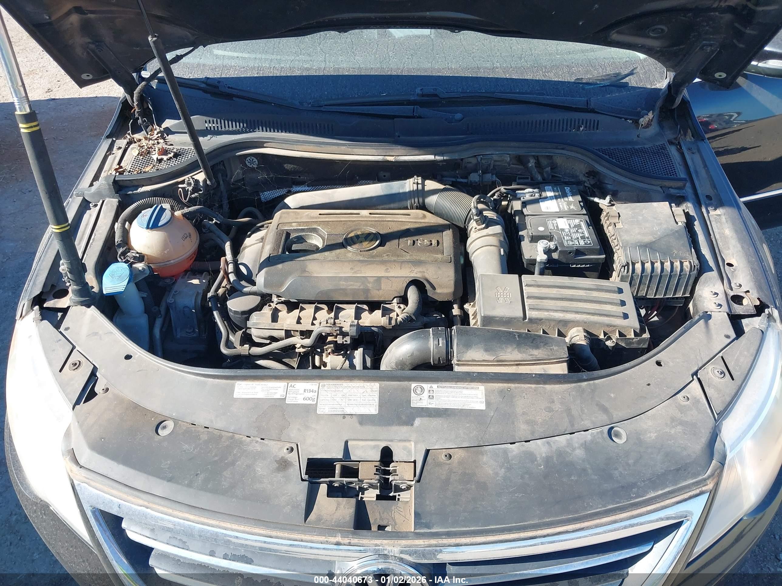 VOLKSWAGEN CC image 10