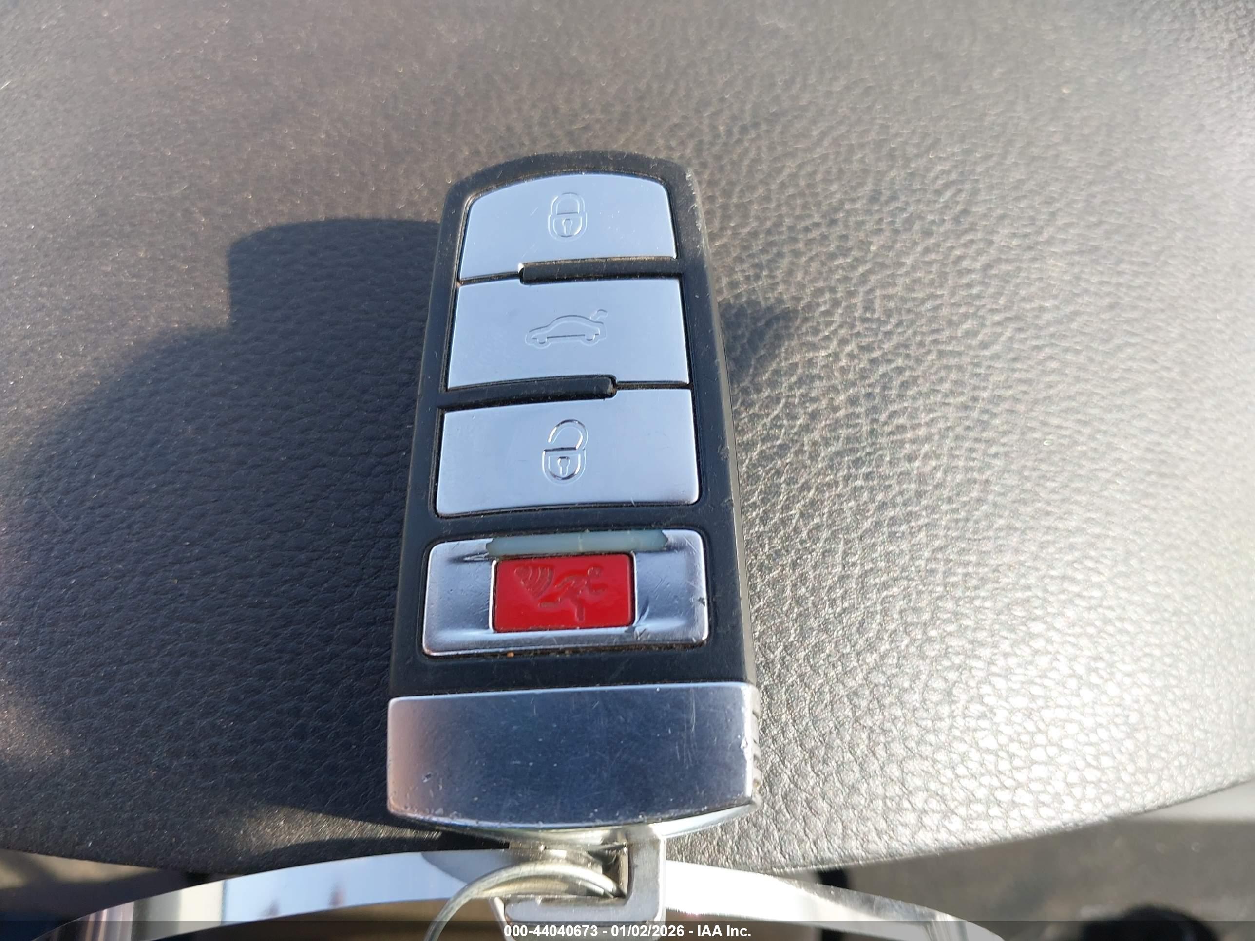 VOLKSWAGEN CC image 11