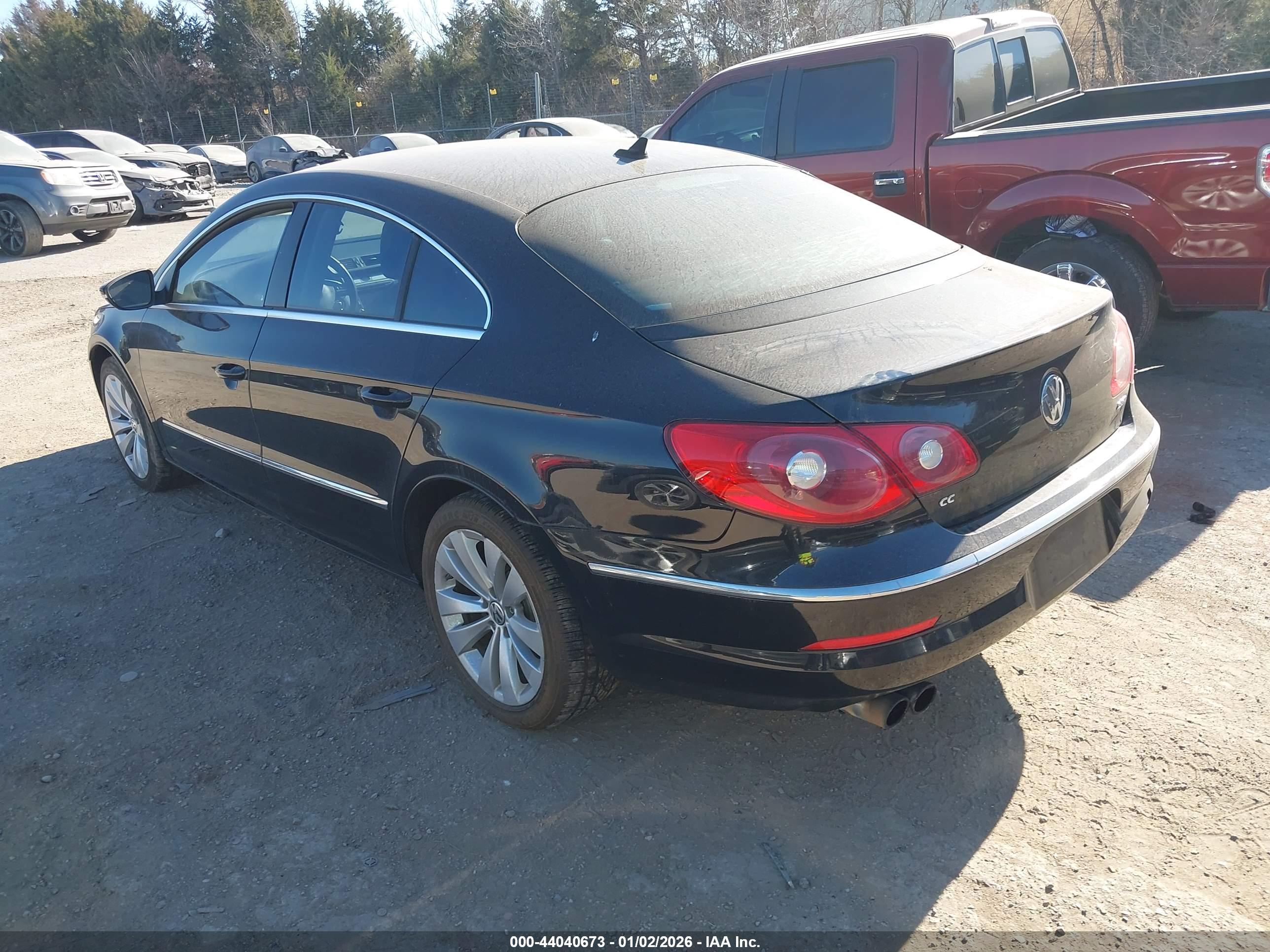 VOLKSWAGEN CC image 3
