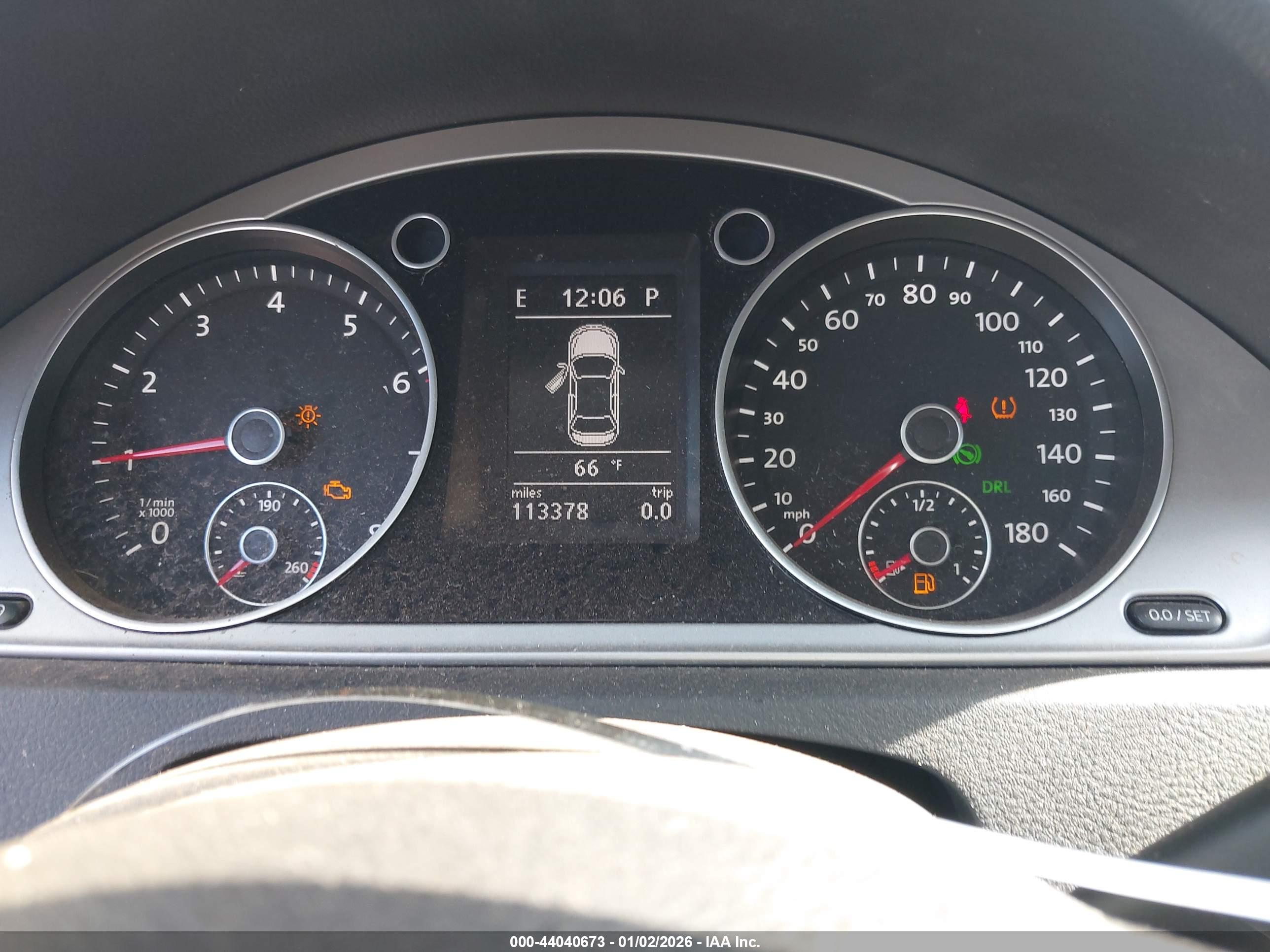 VOLKSWAGEN CC image 7