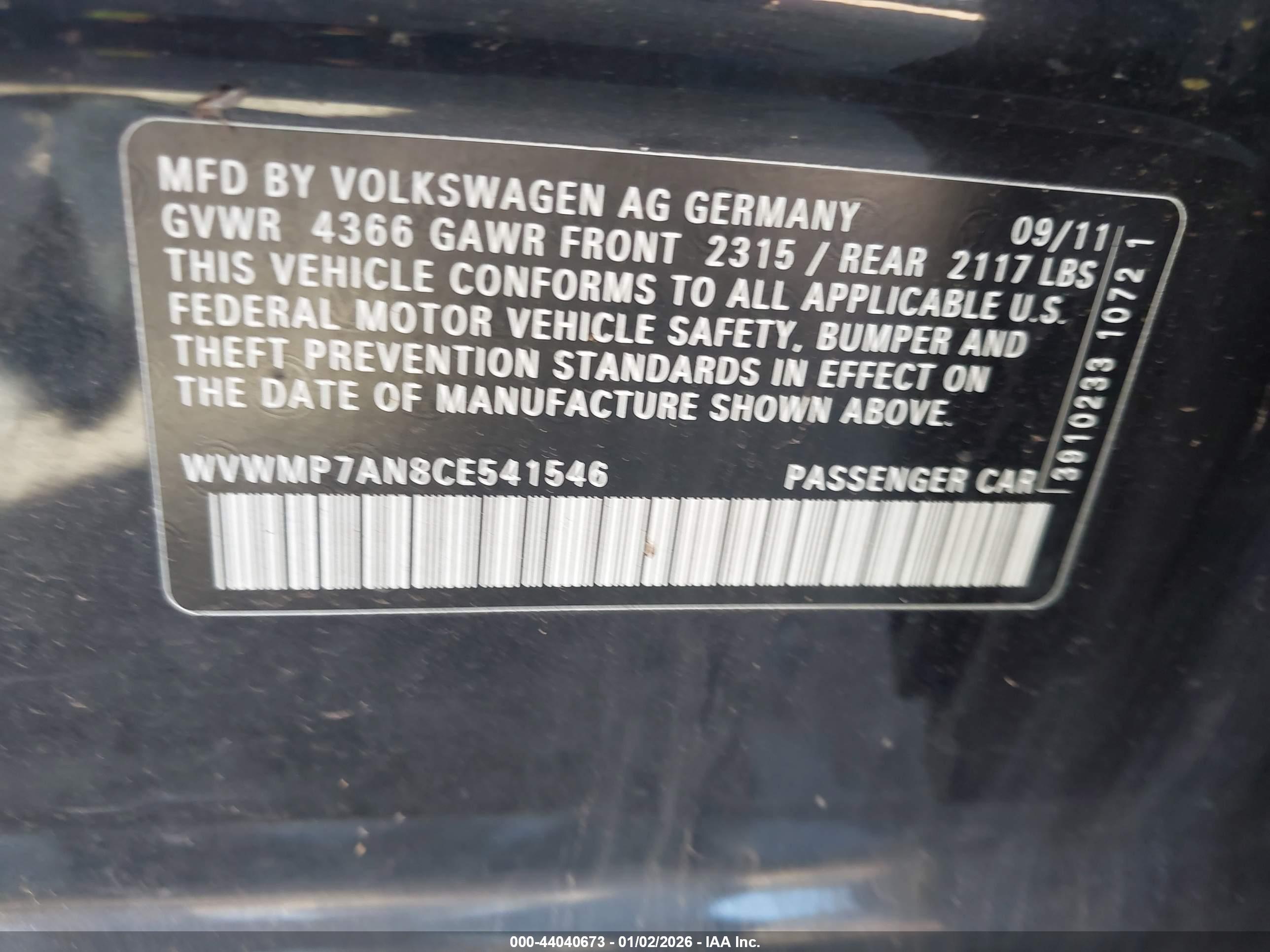 VOLKSWAGEN CC image 9