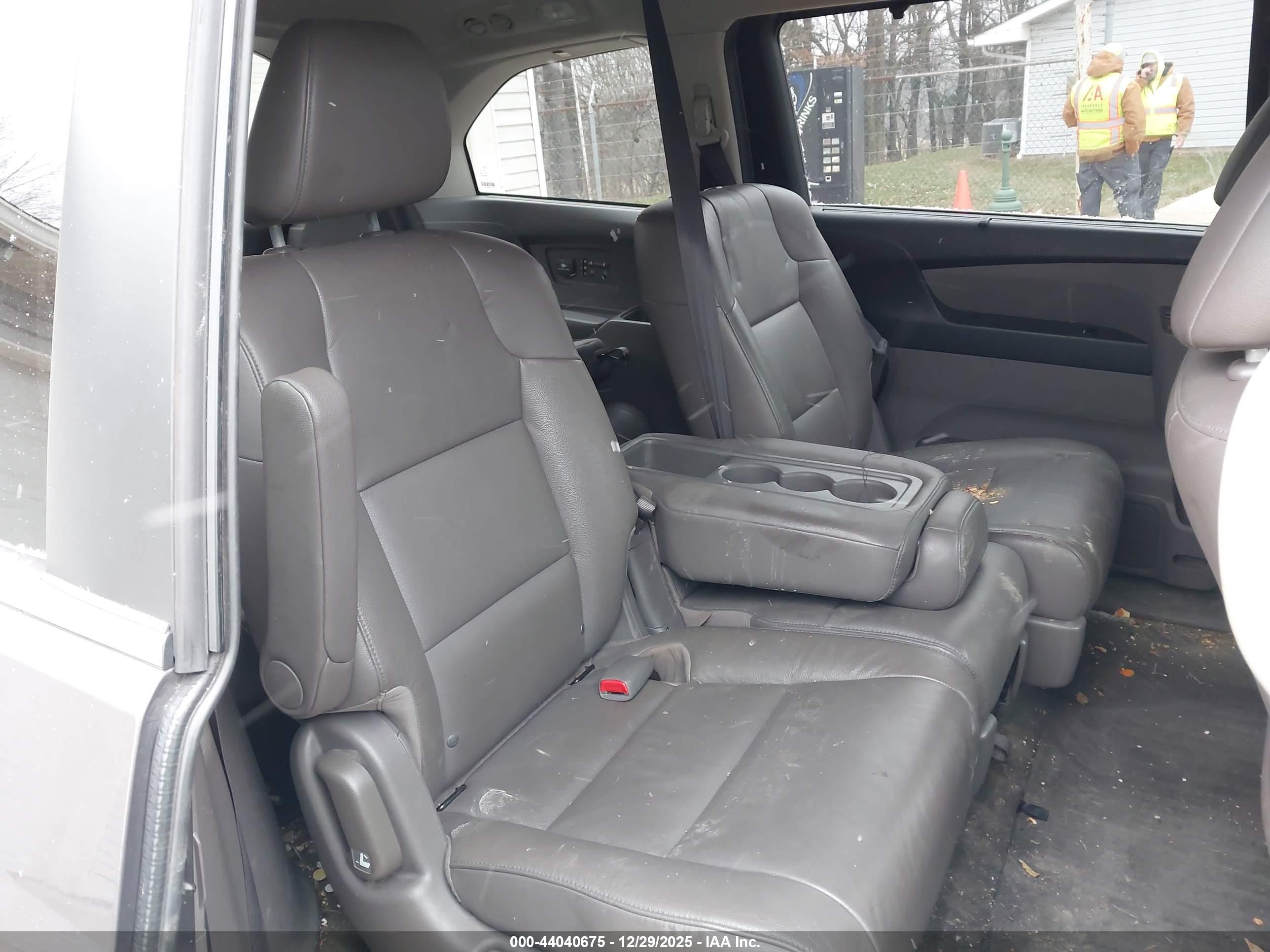 HONDA ODYSSEY image 8