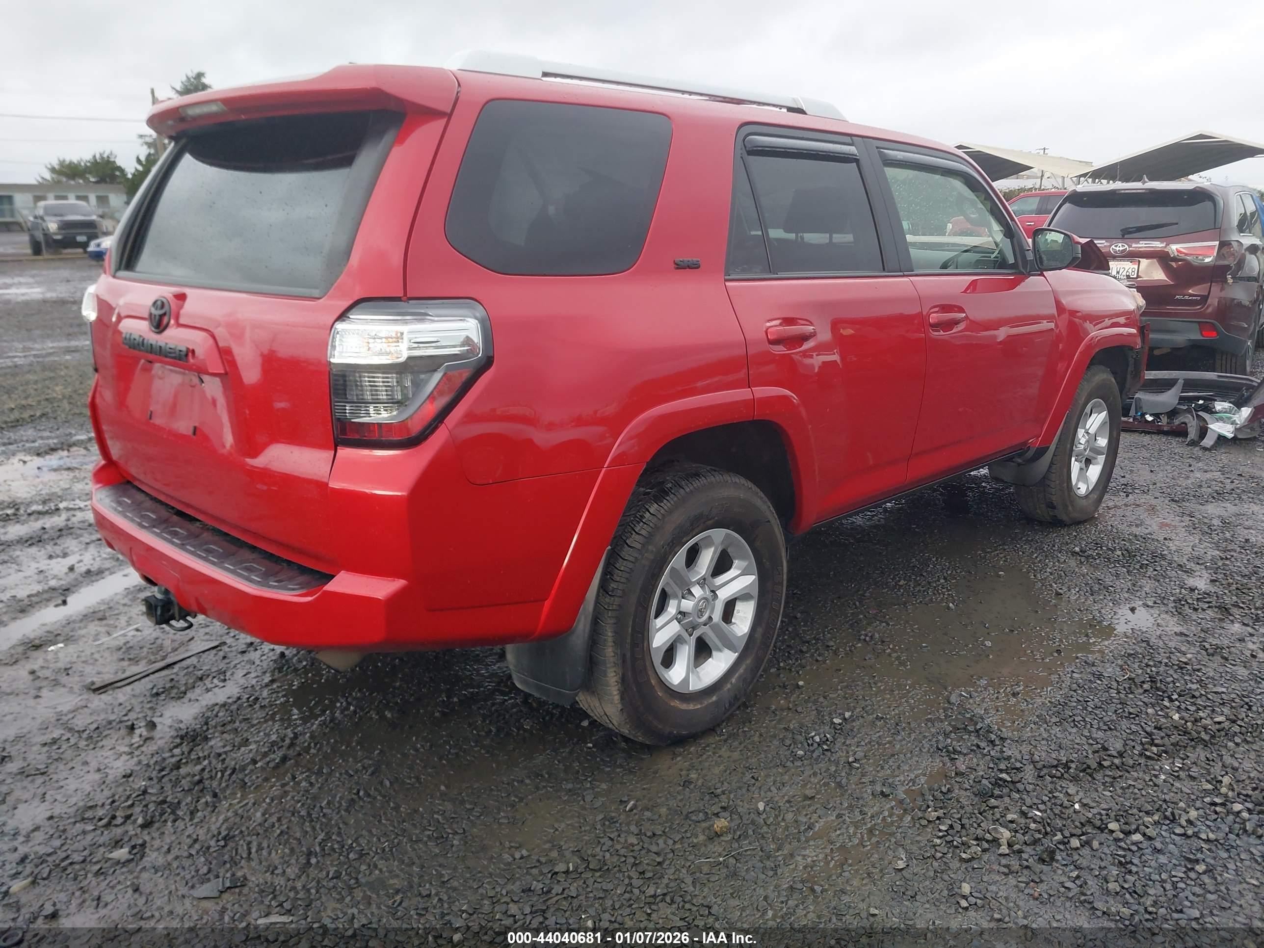 TOYOTA 4RUNNER image 4