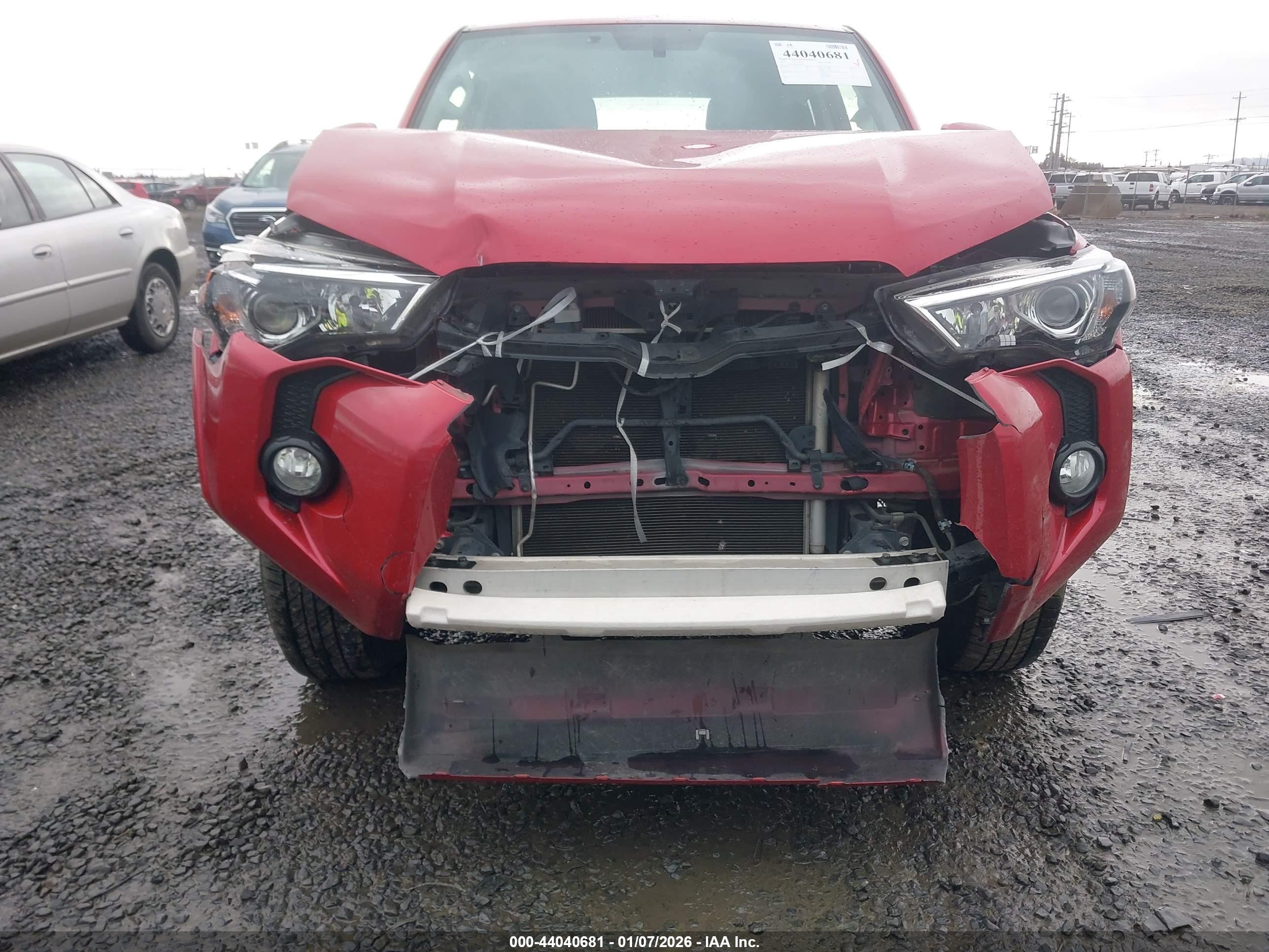 TOYOTA 4RUNNER image 6