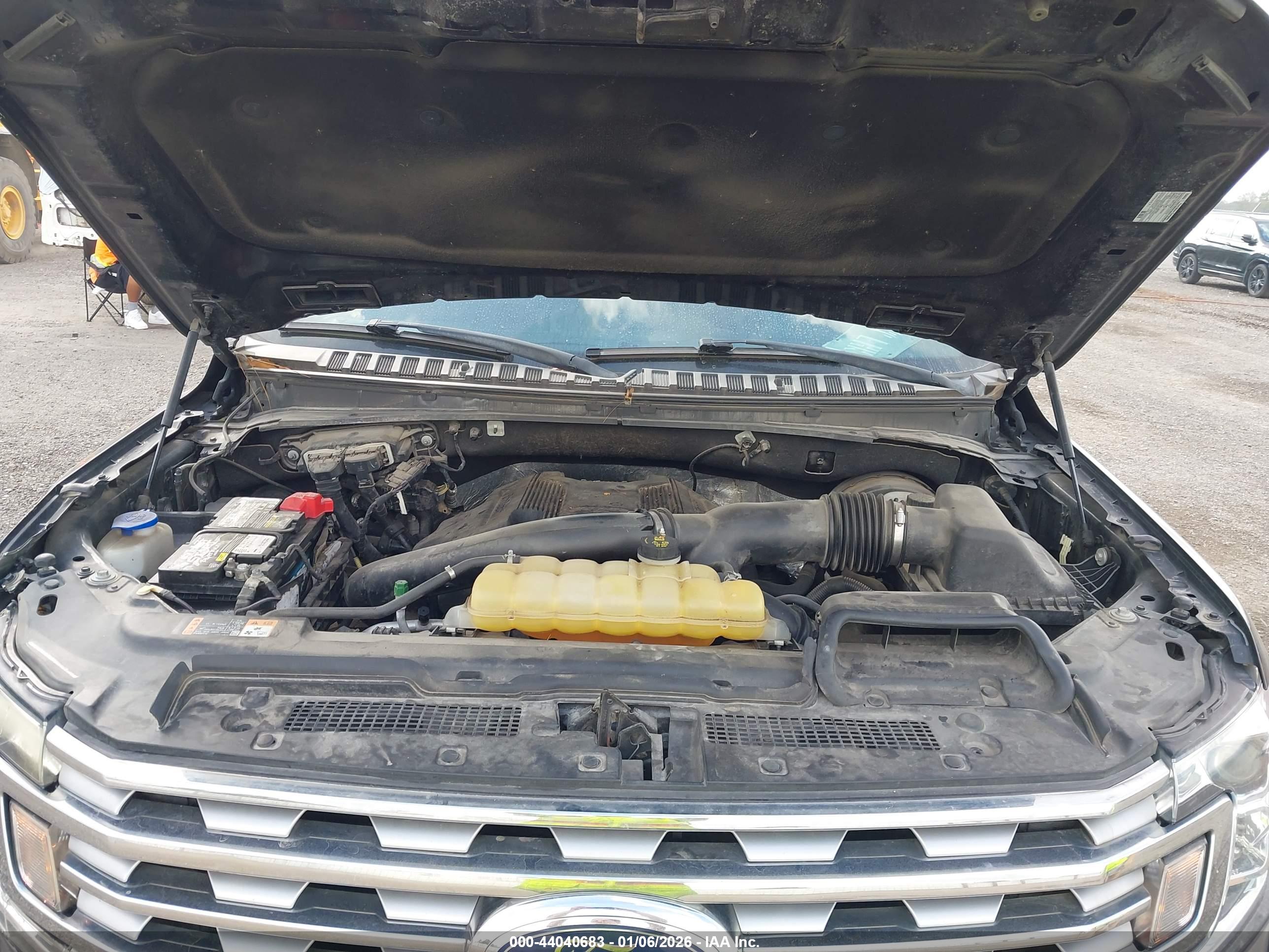 FORD EXPEDITION image 10