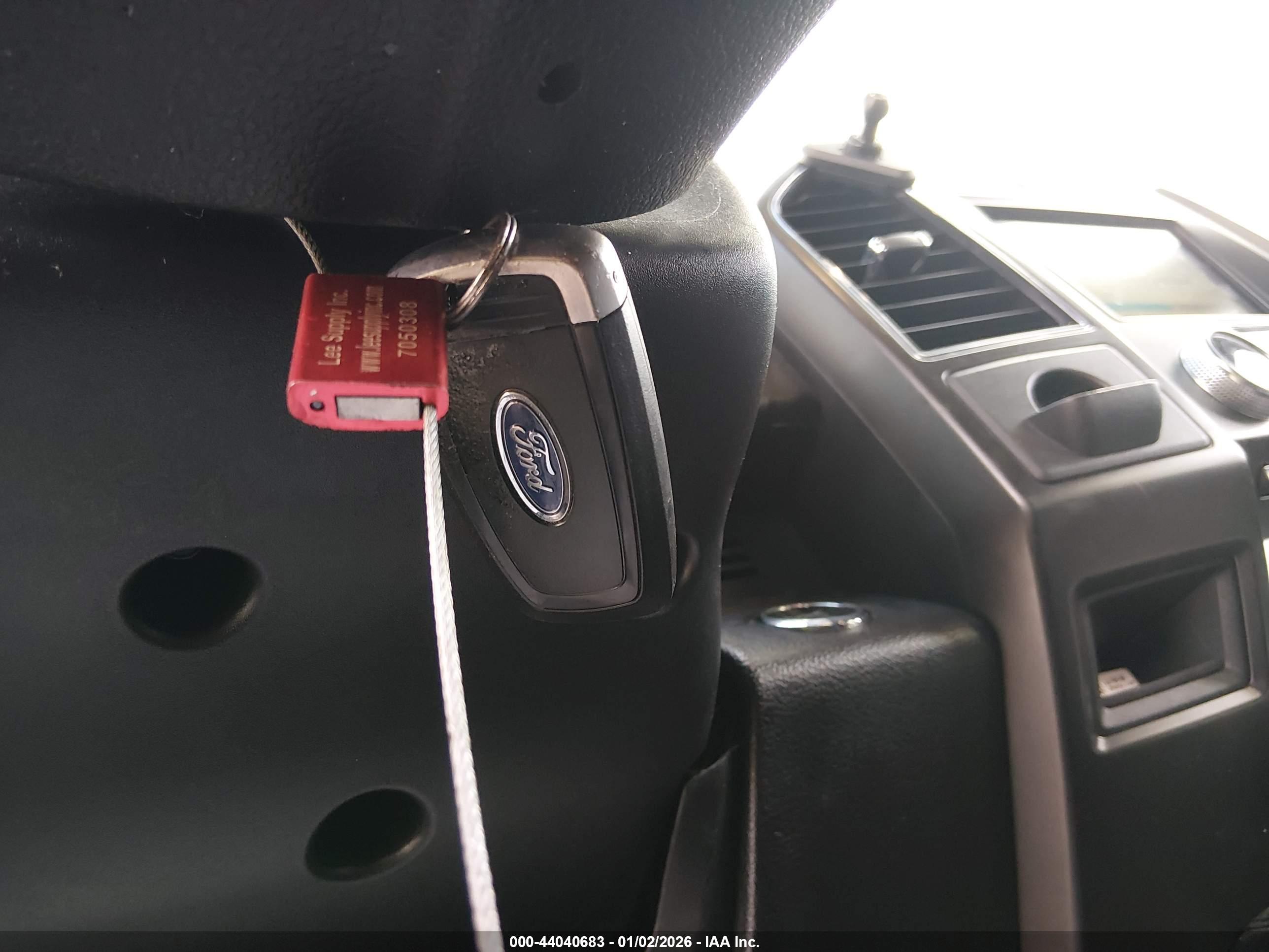 FORD EXPEDITION image 11