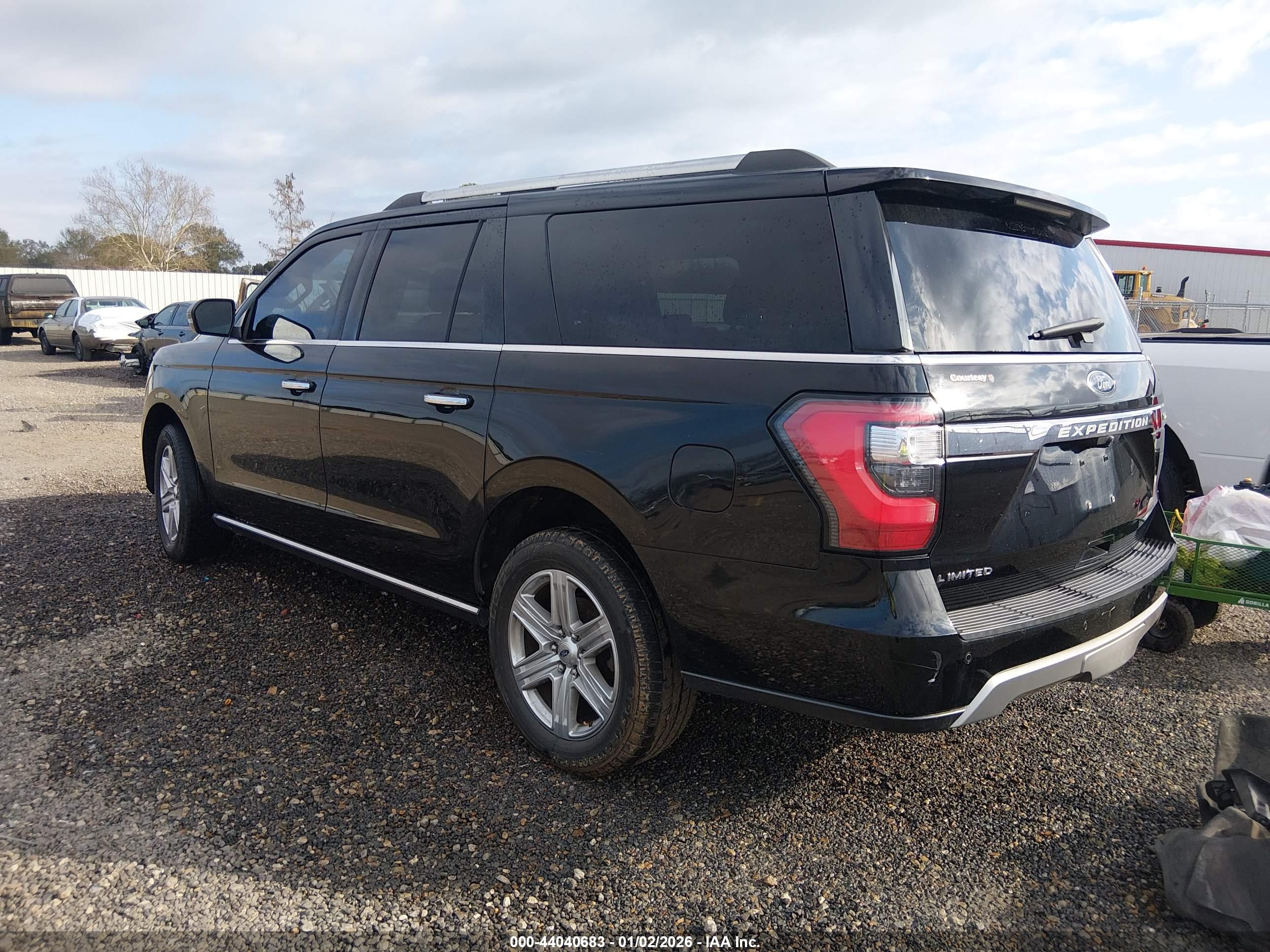 FORD EXPEDITION image 3