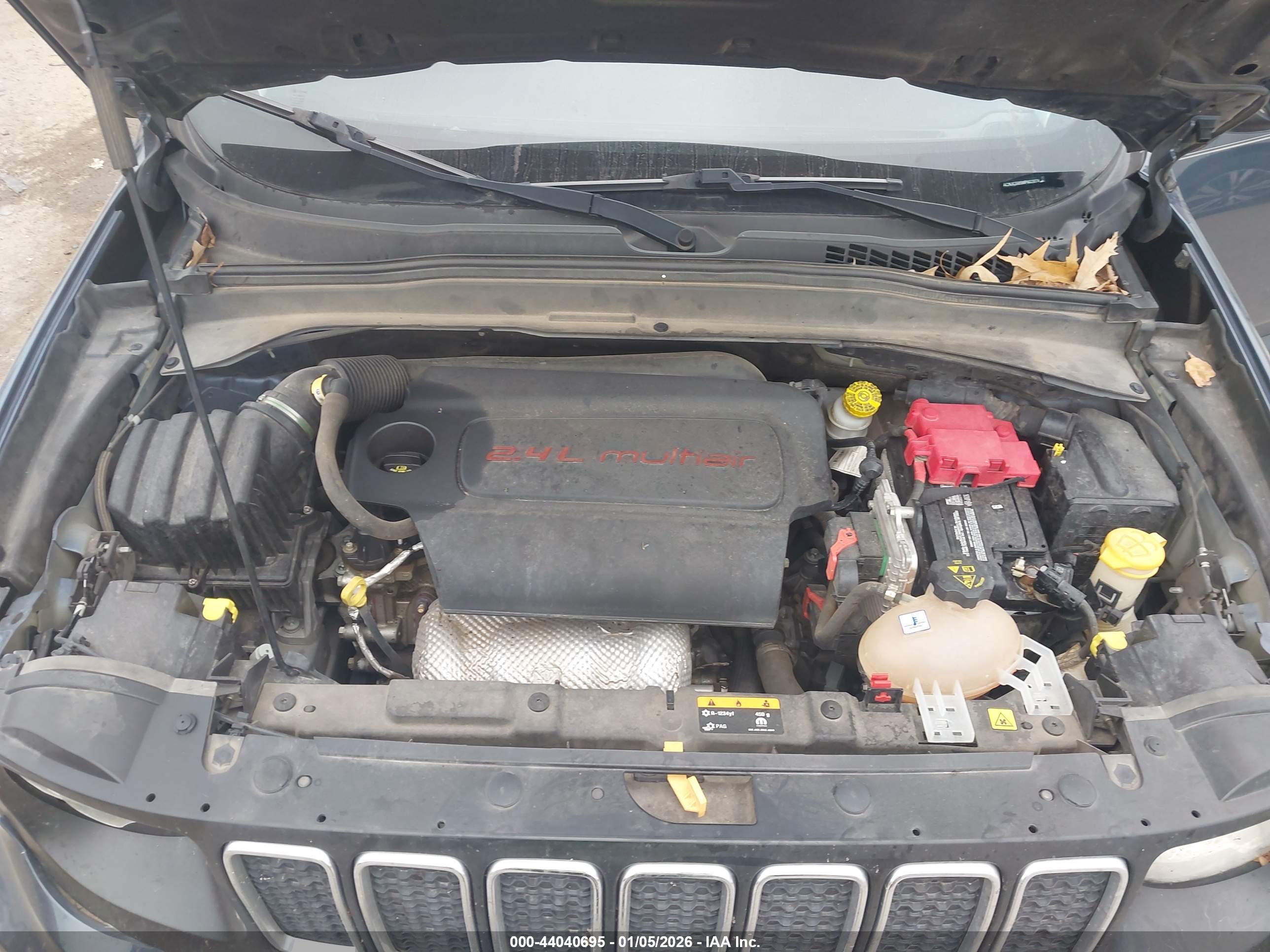 JEEP RENEGADE image 10