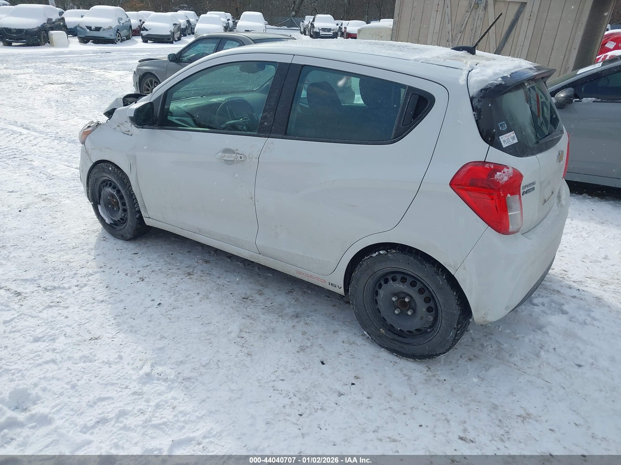 CHEVROLET SPARK image 3