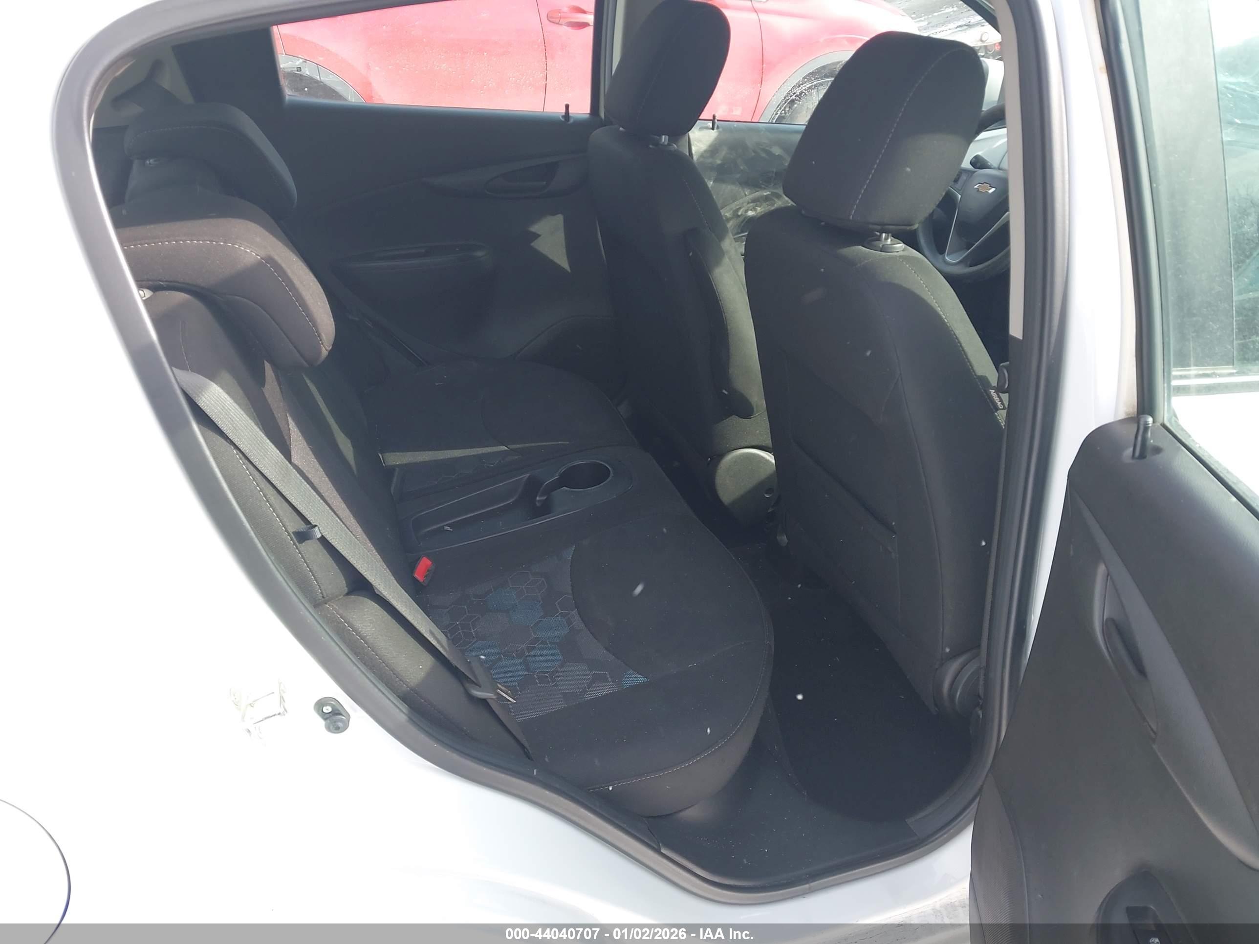 CHEVROLET SPARK image 8