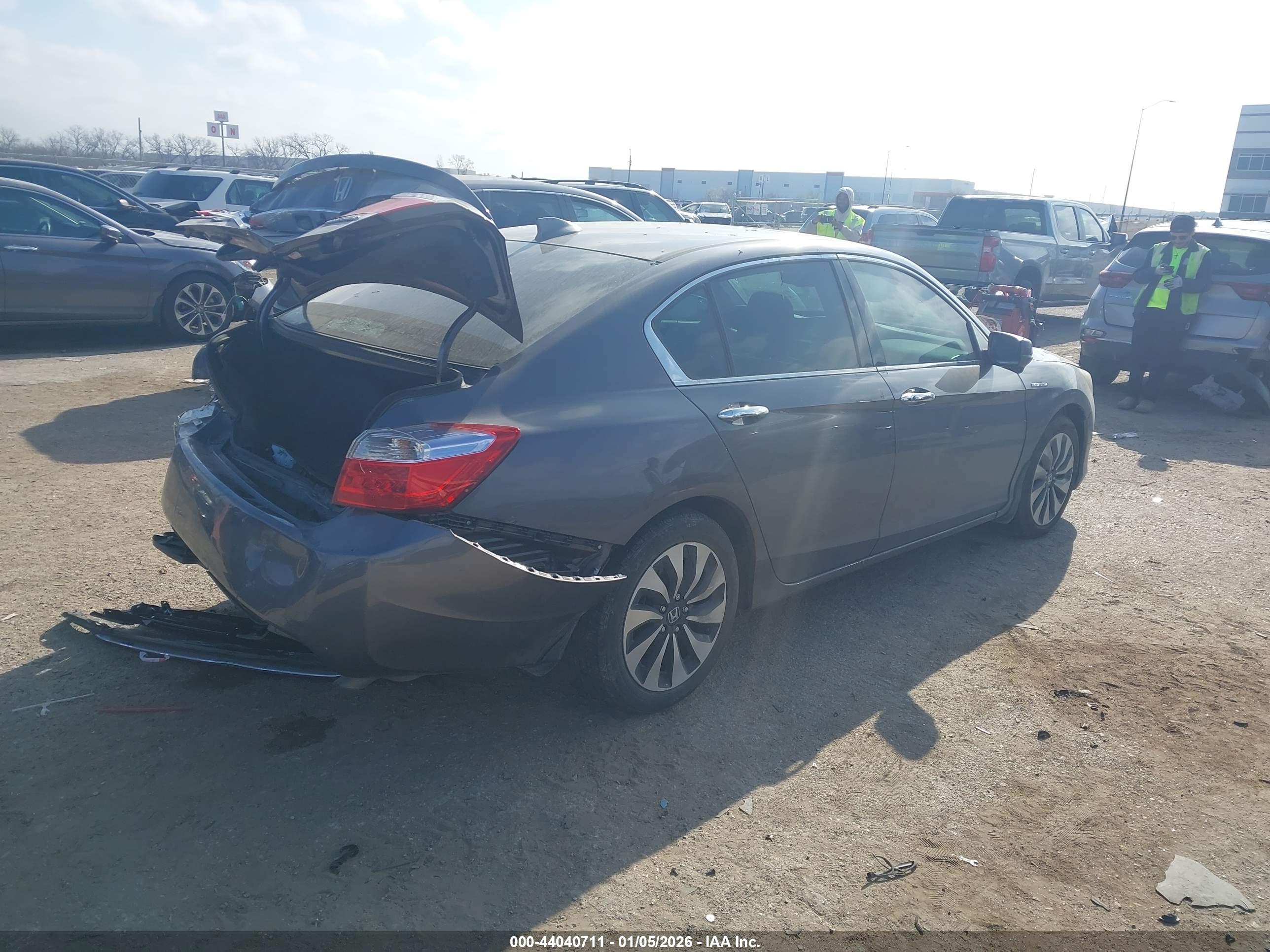 HONDA ACCORD image 4