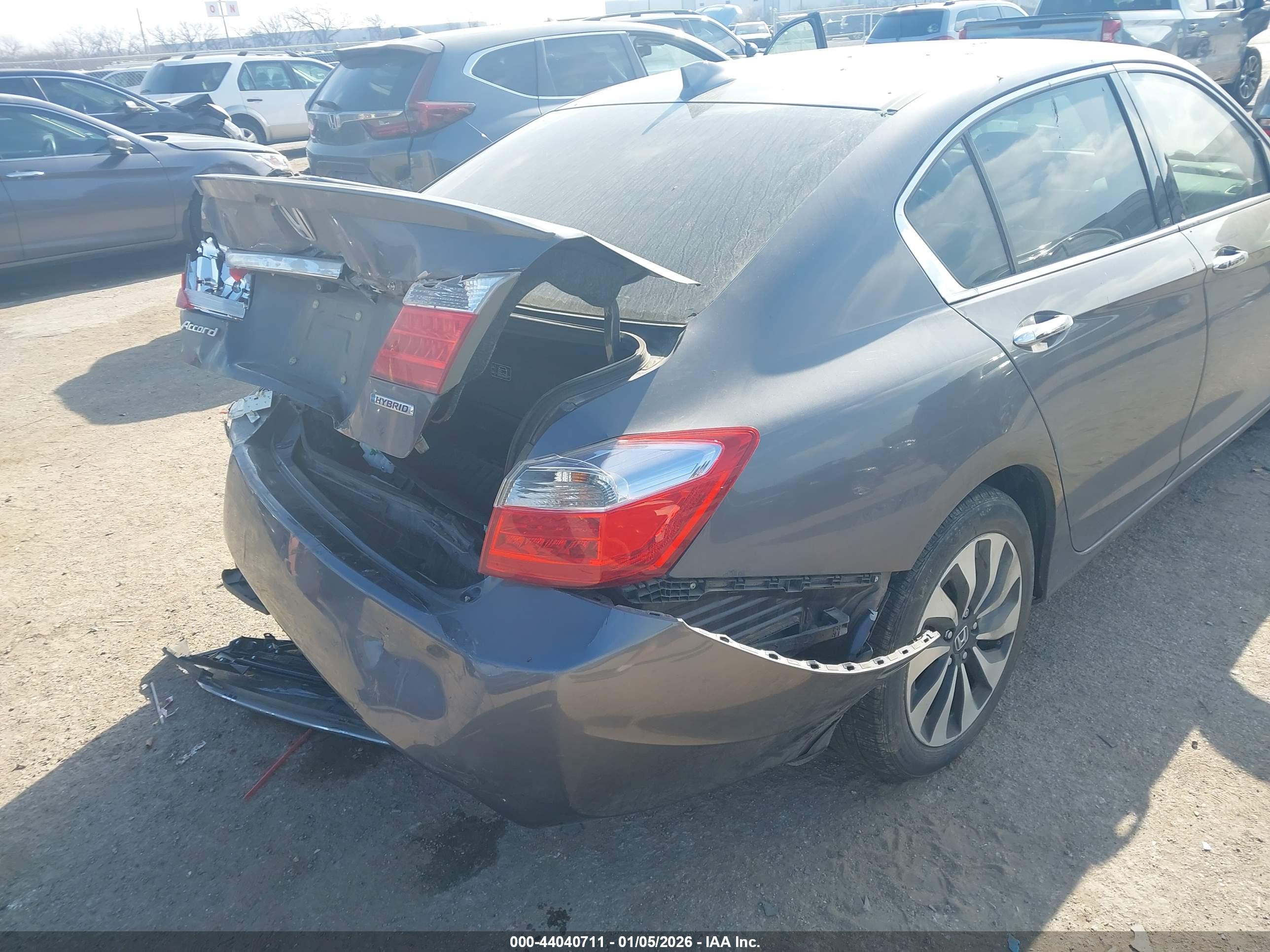 HONDA ACCORD image 6