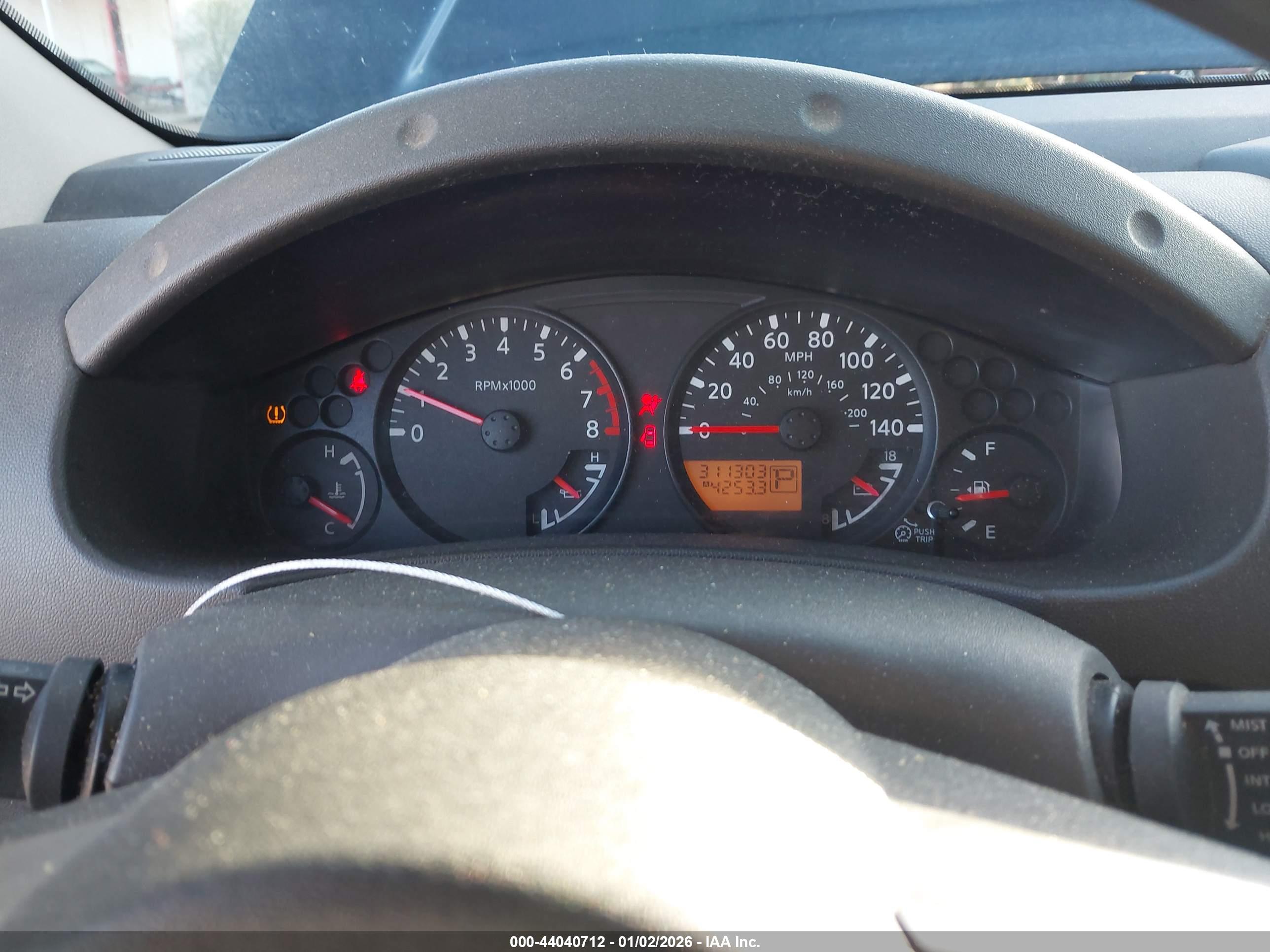 NISSAN FRONTIER image 7