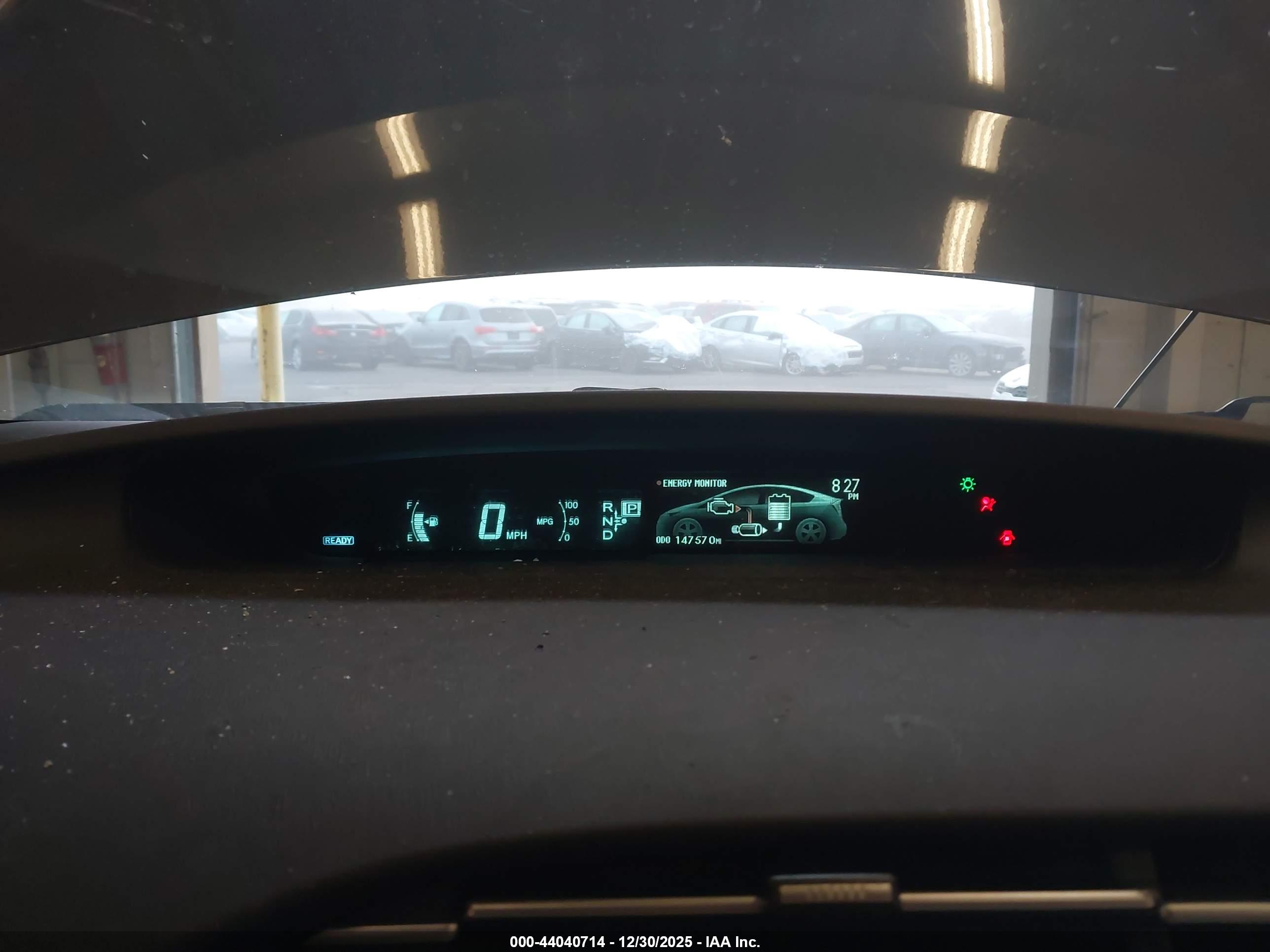 TOYOTA PRIUS image 7
