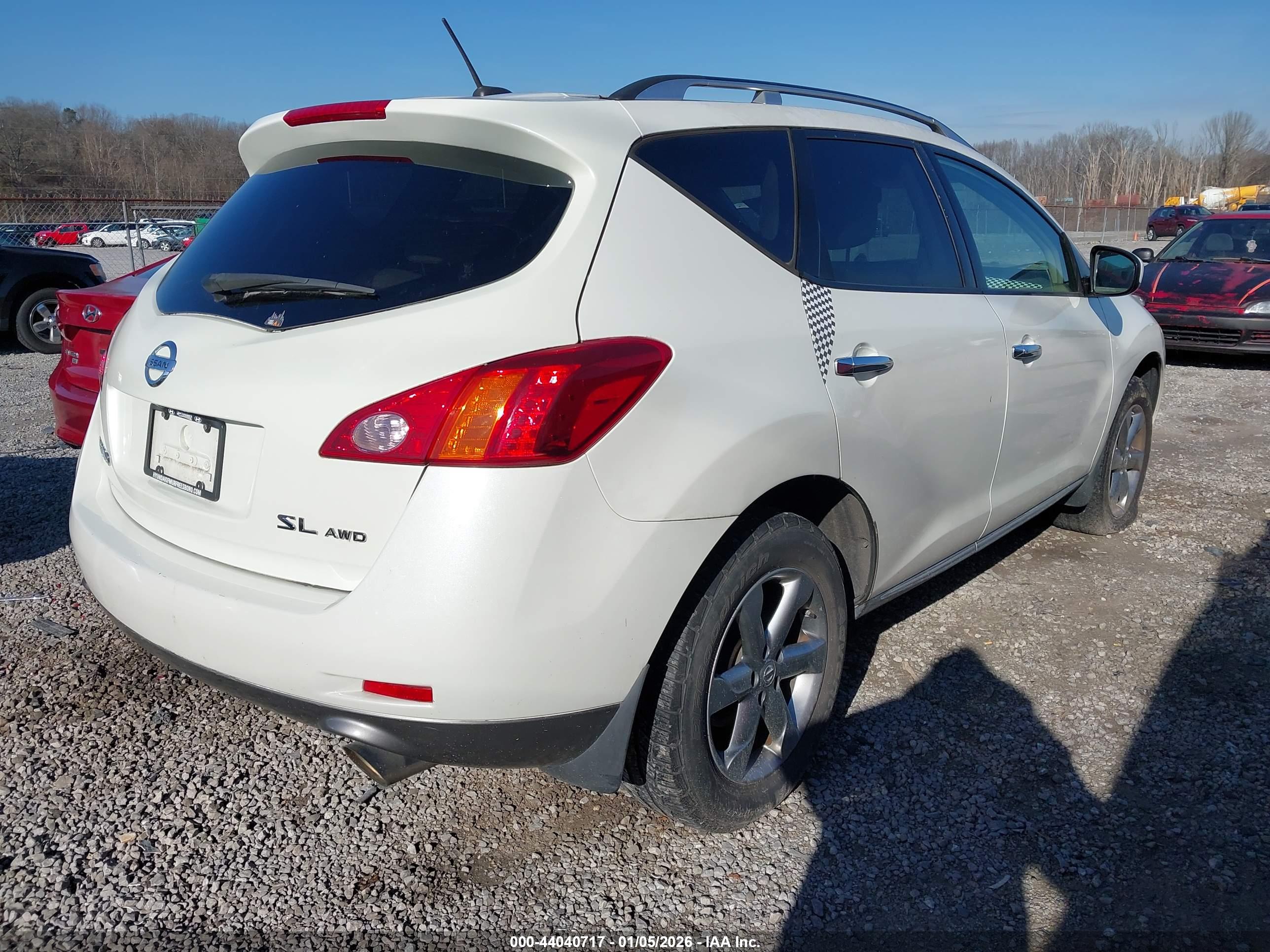 NISSAN MURANO image 4