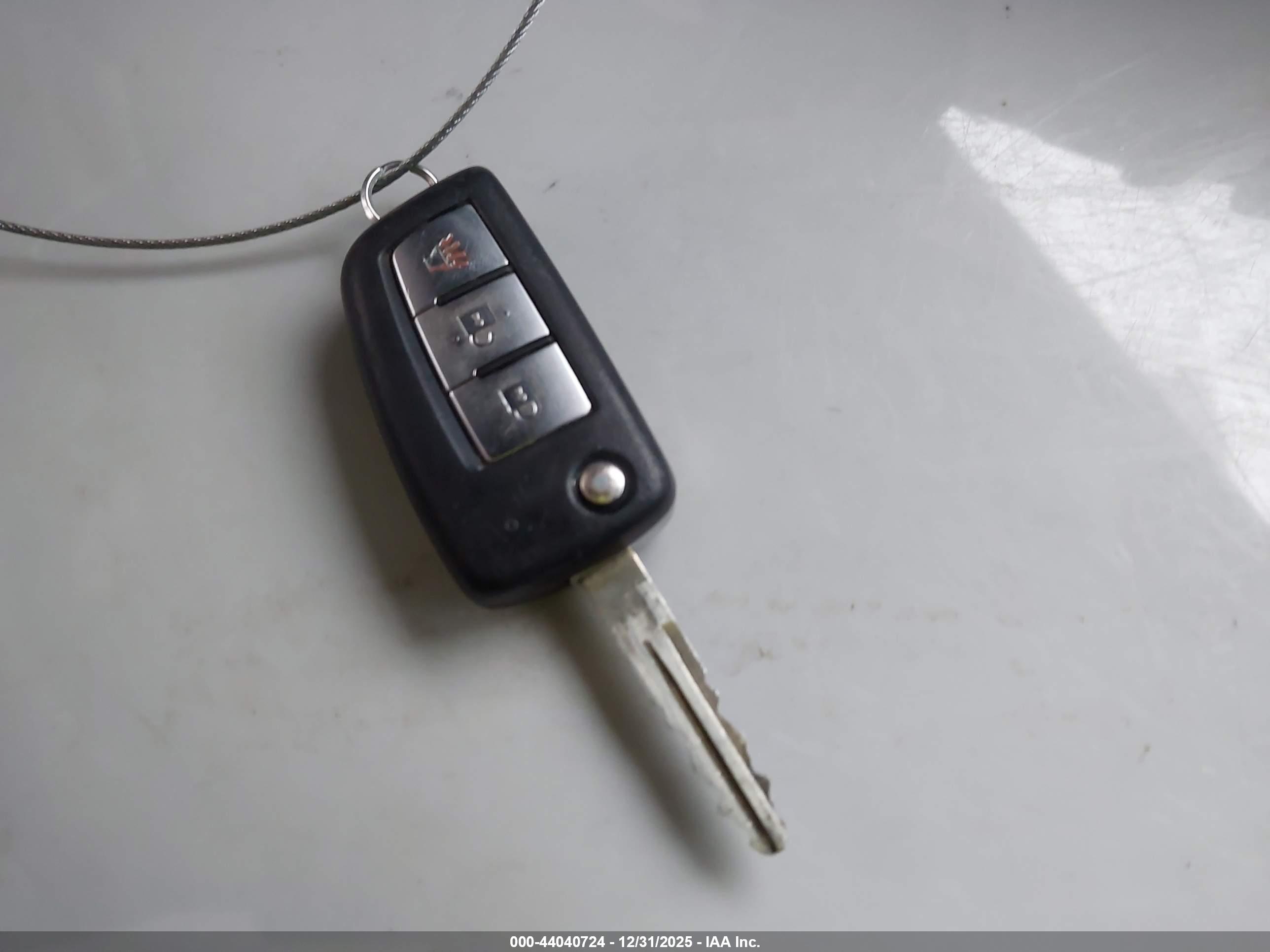 NISSAN ROGUE image 11