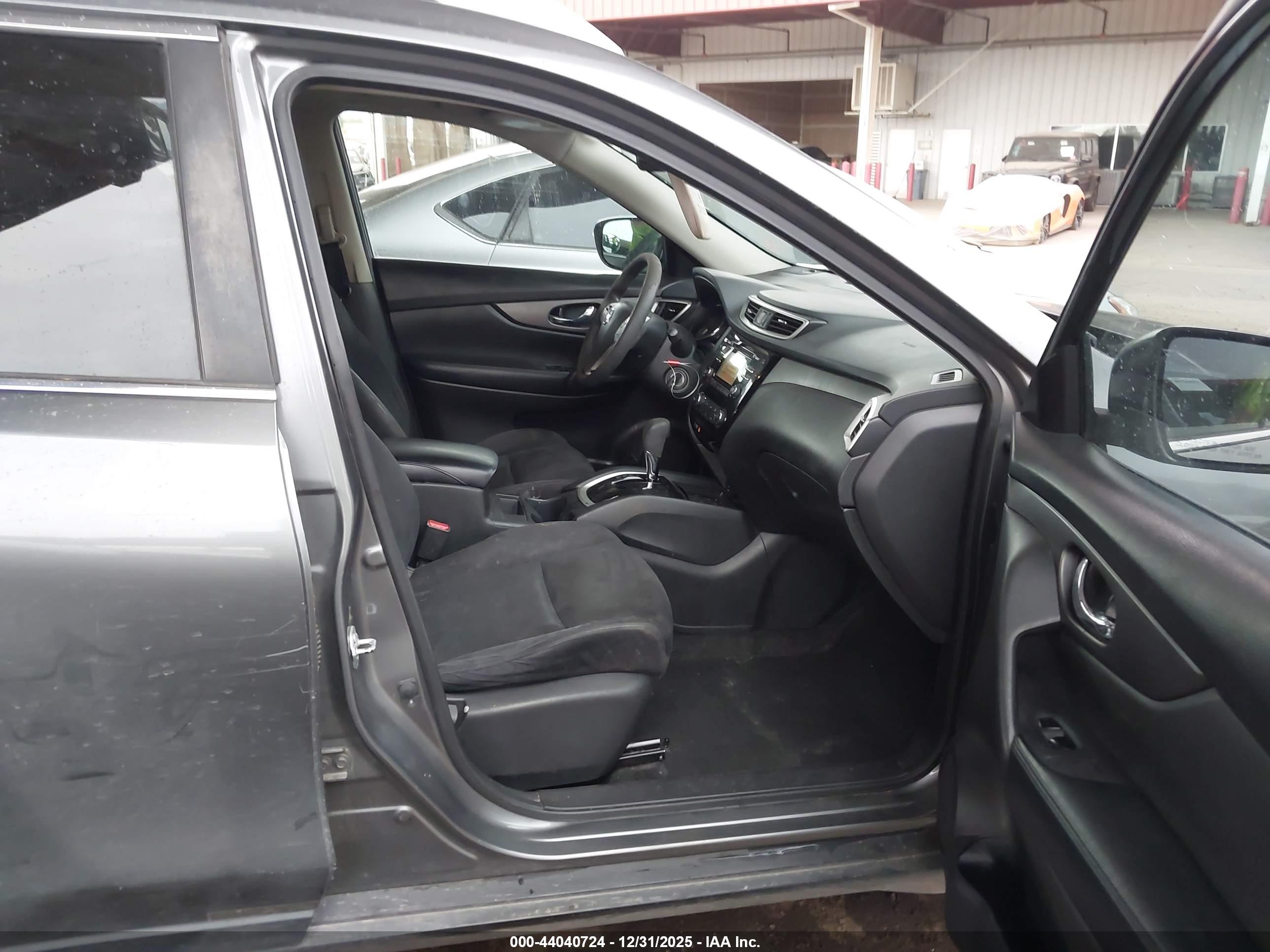 NISSAN ROGUE image 5