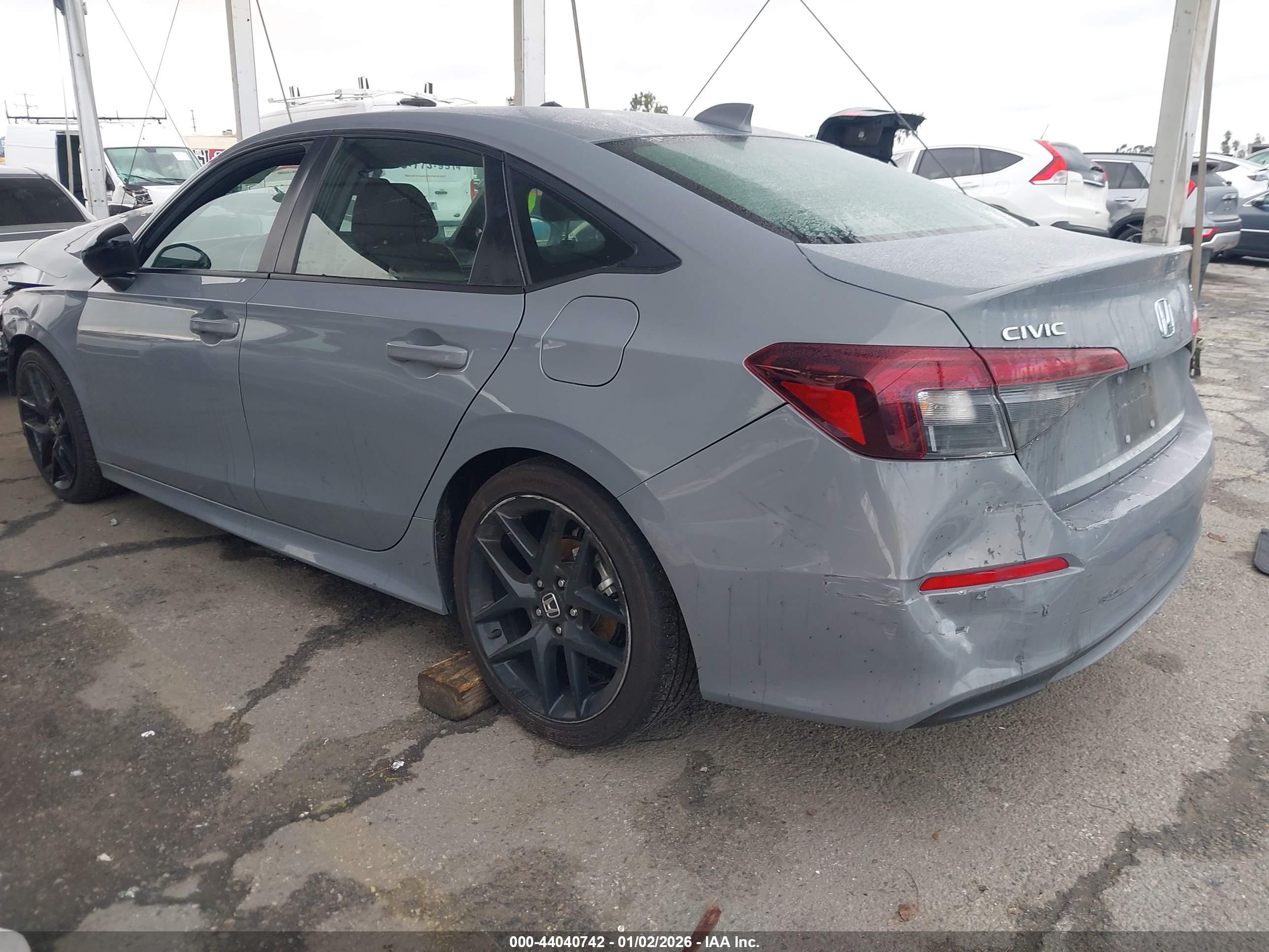 HONDA CIVIC image 3