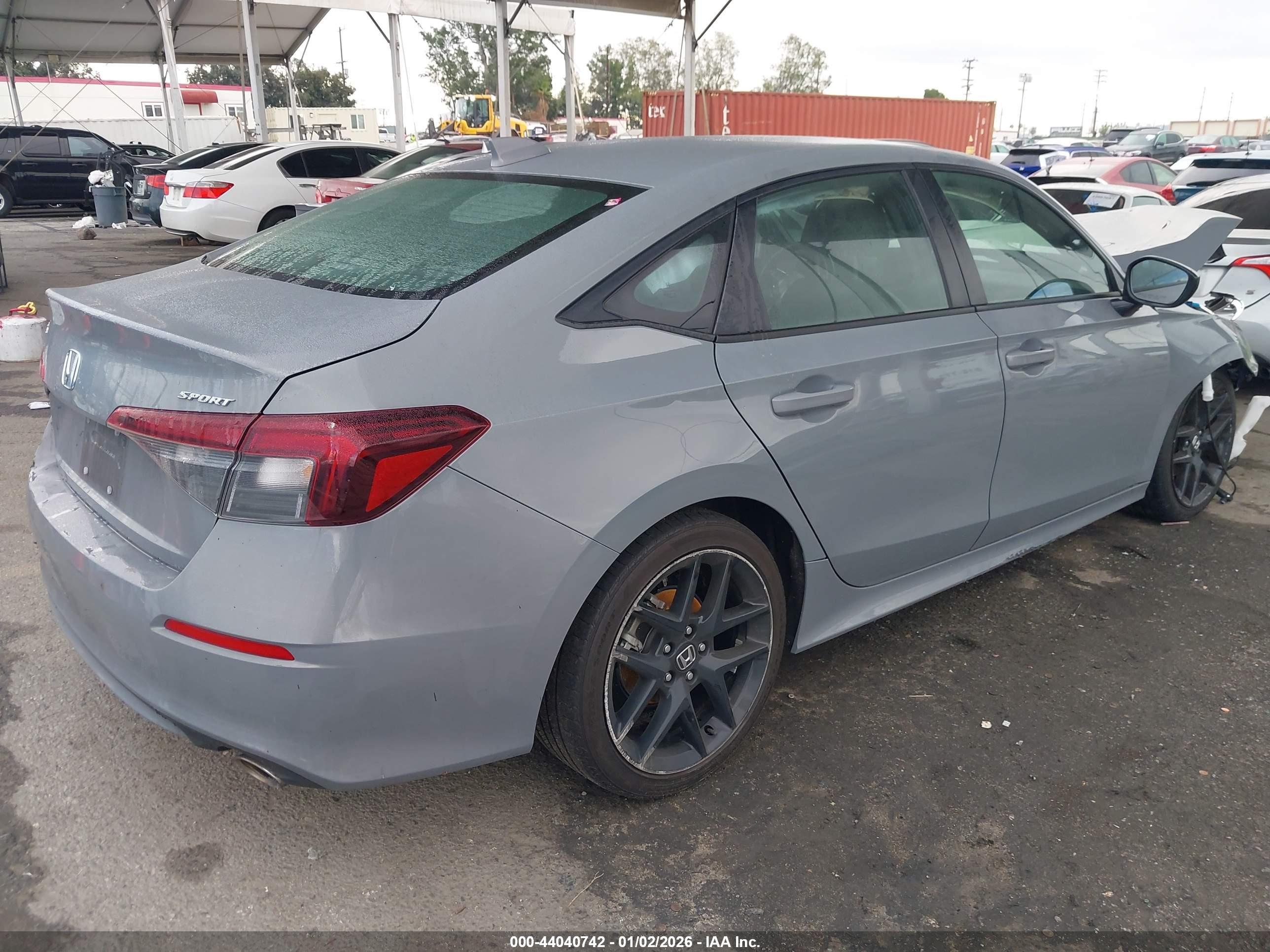HONDA CIVIC image 4