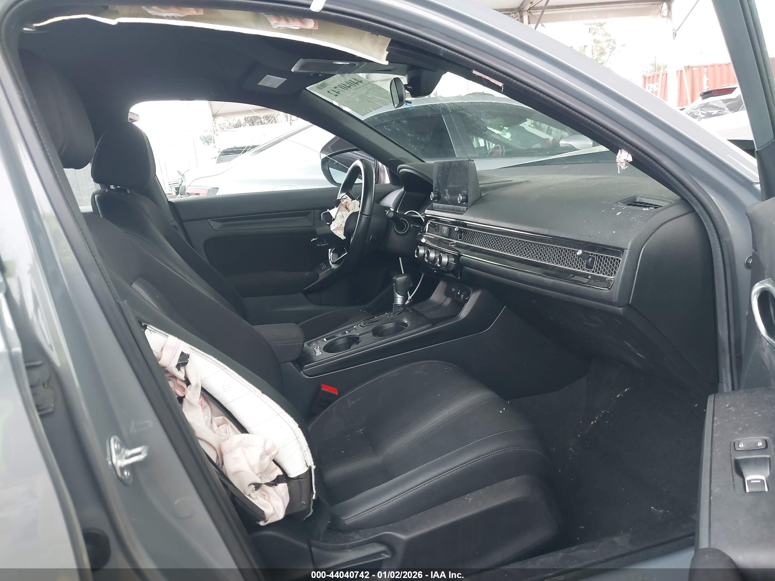 HONDA CIVIC image 5