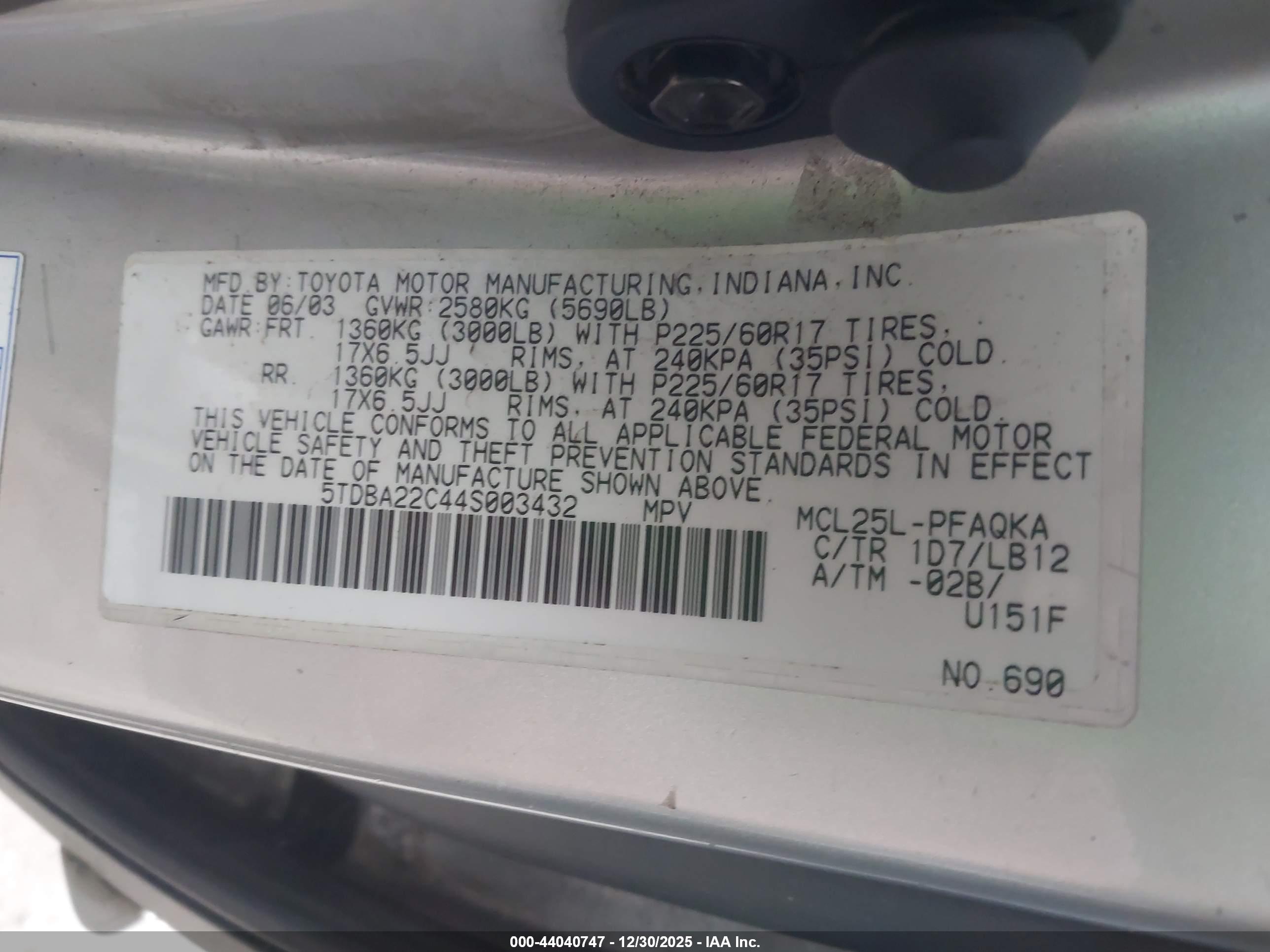 TOYOTA SIENNA image 9