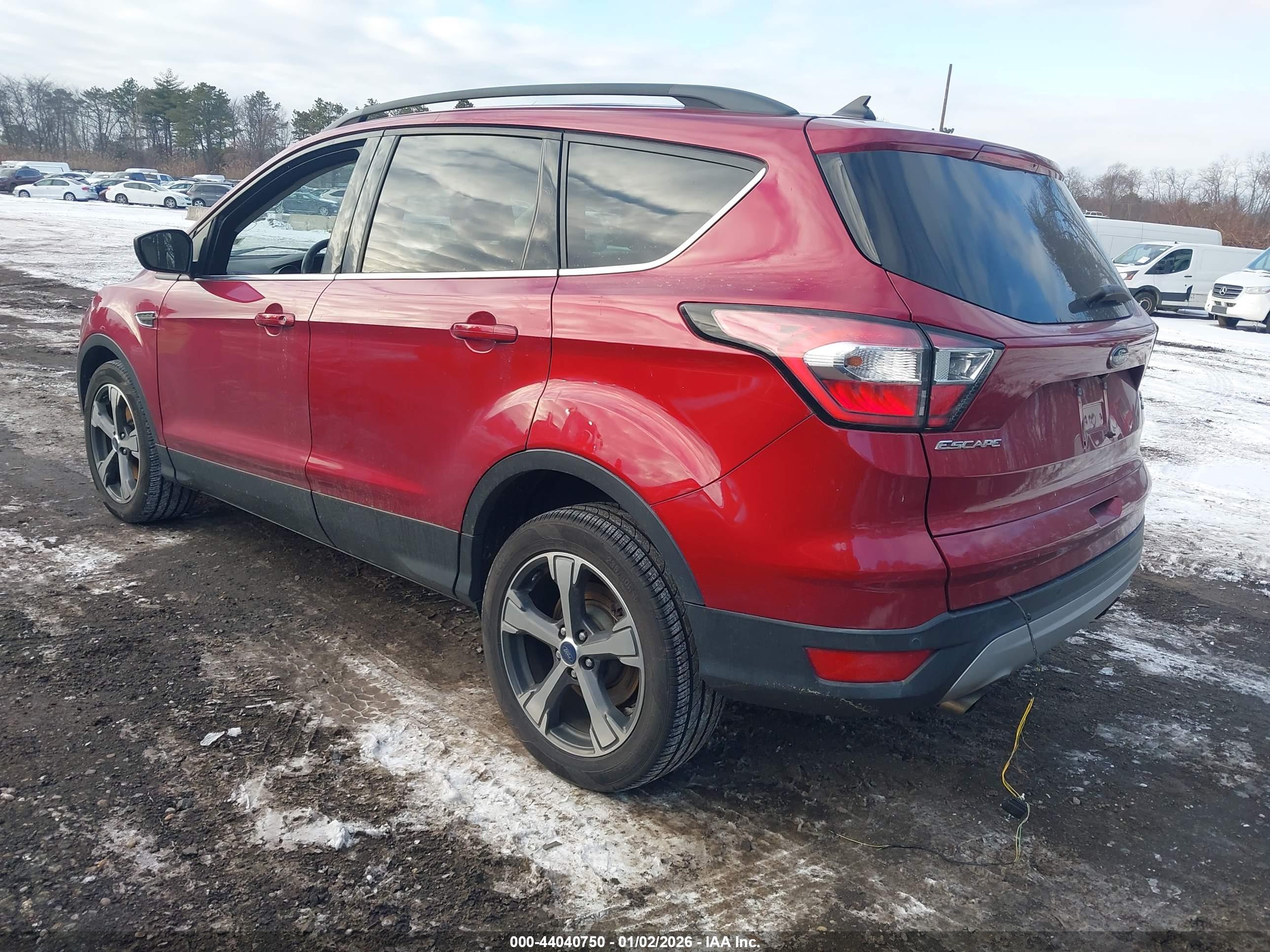 FORD ESCAPE image 3