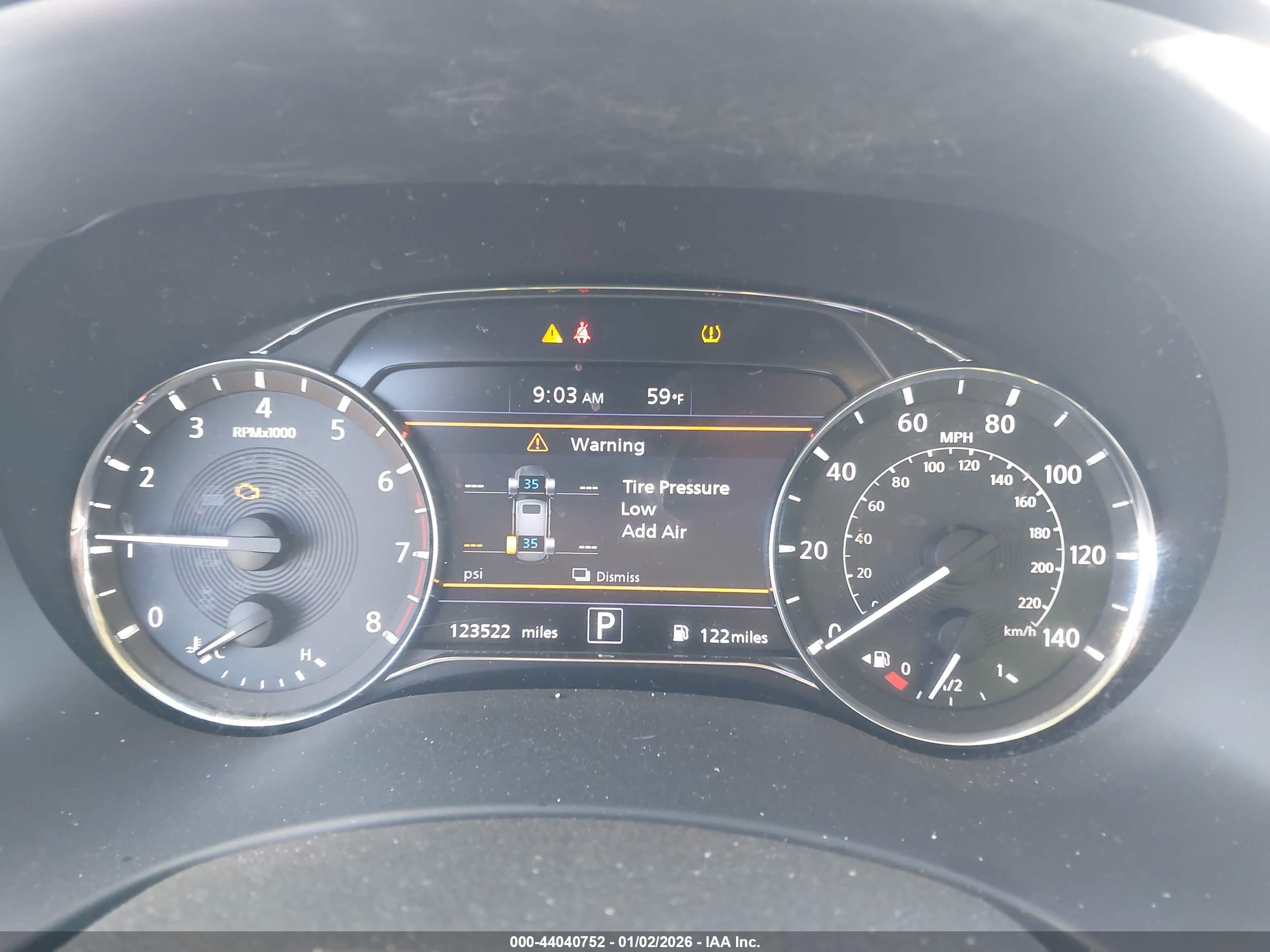 INFINITI QX80 image 7