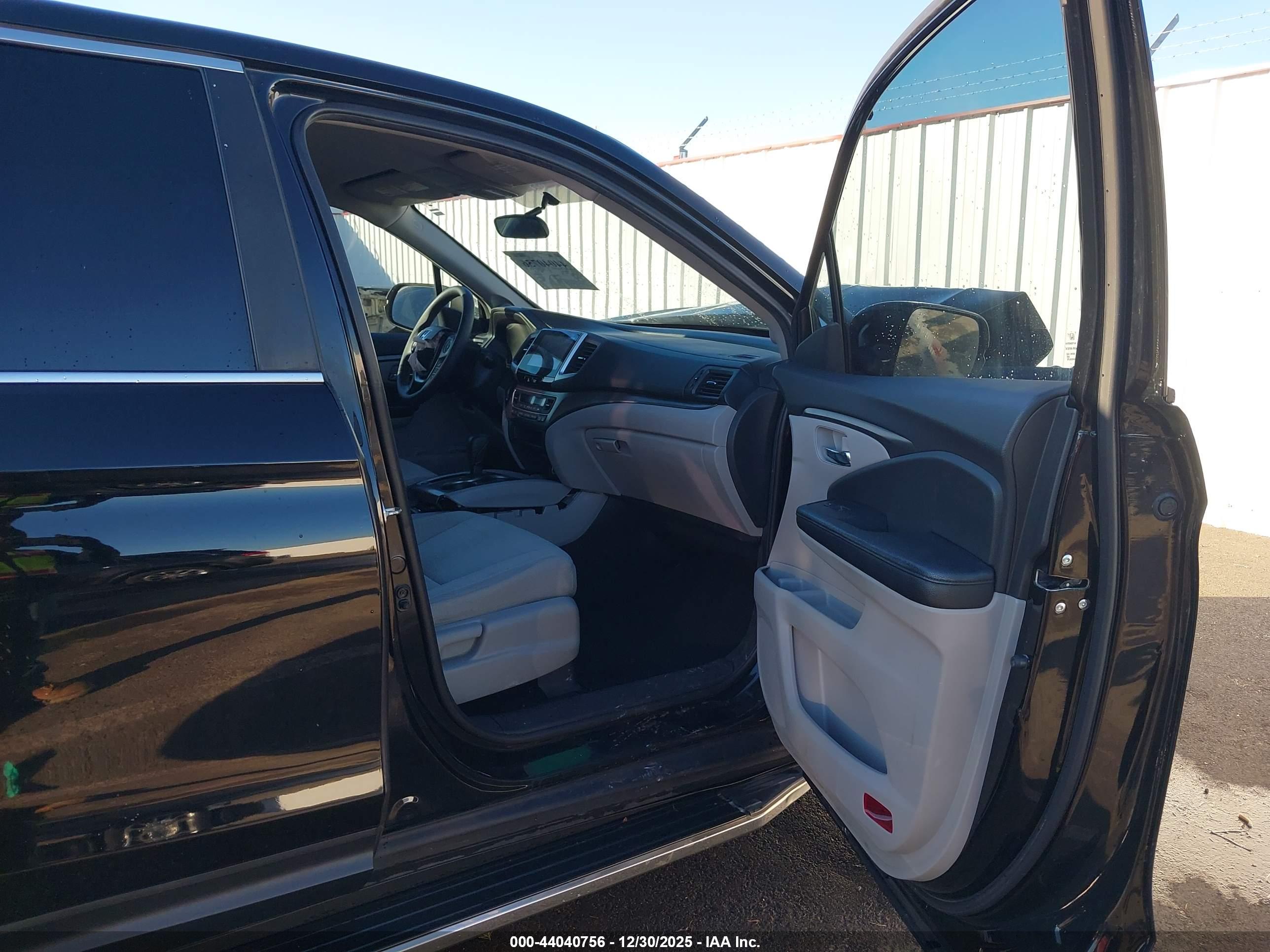 HONDA PILOT image 5