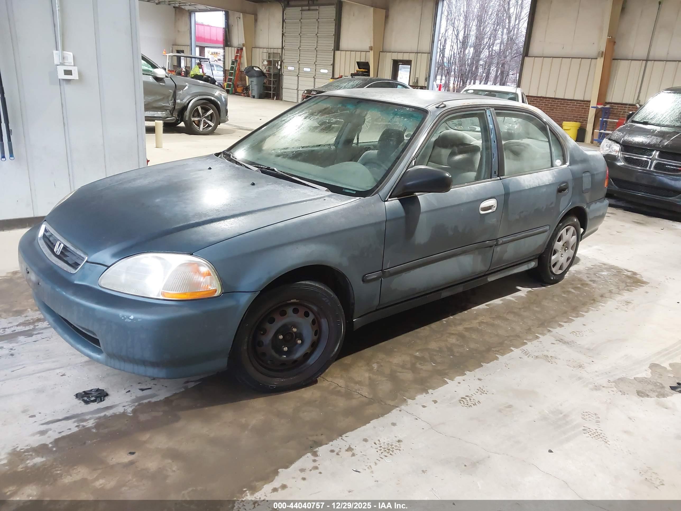 HONDA CIVIC image 2