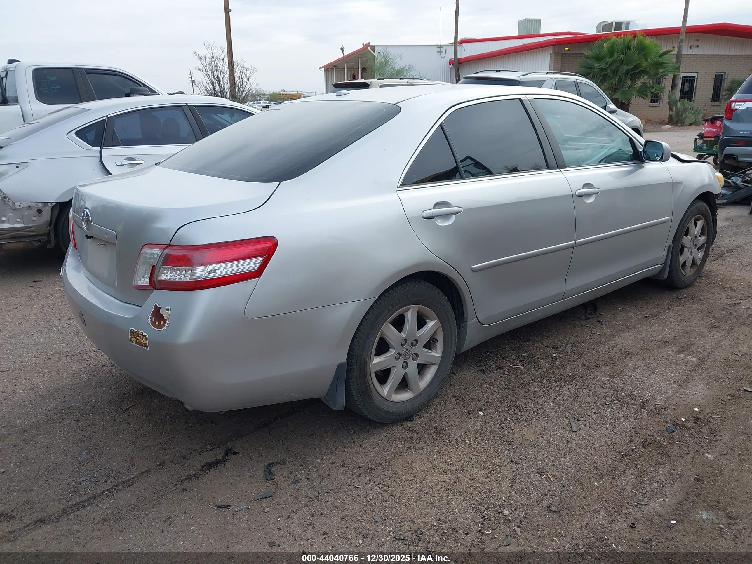 TOYOTA CAMRY image 4