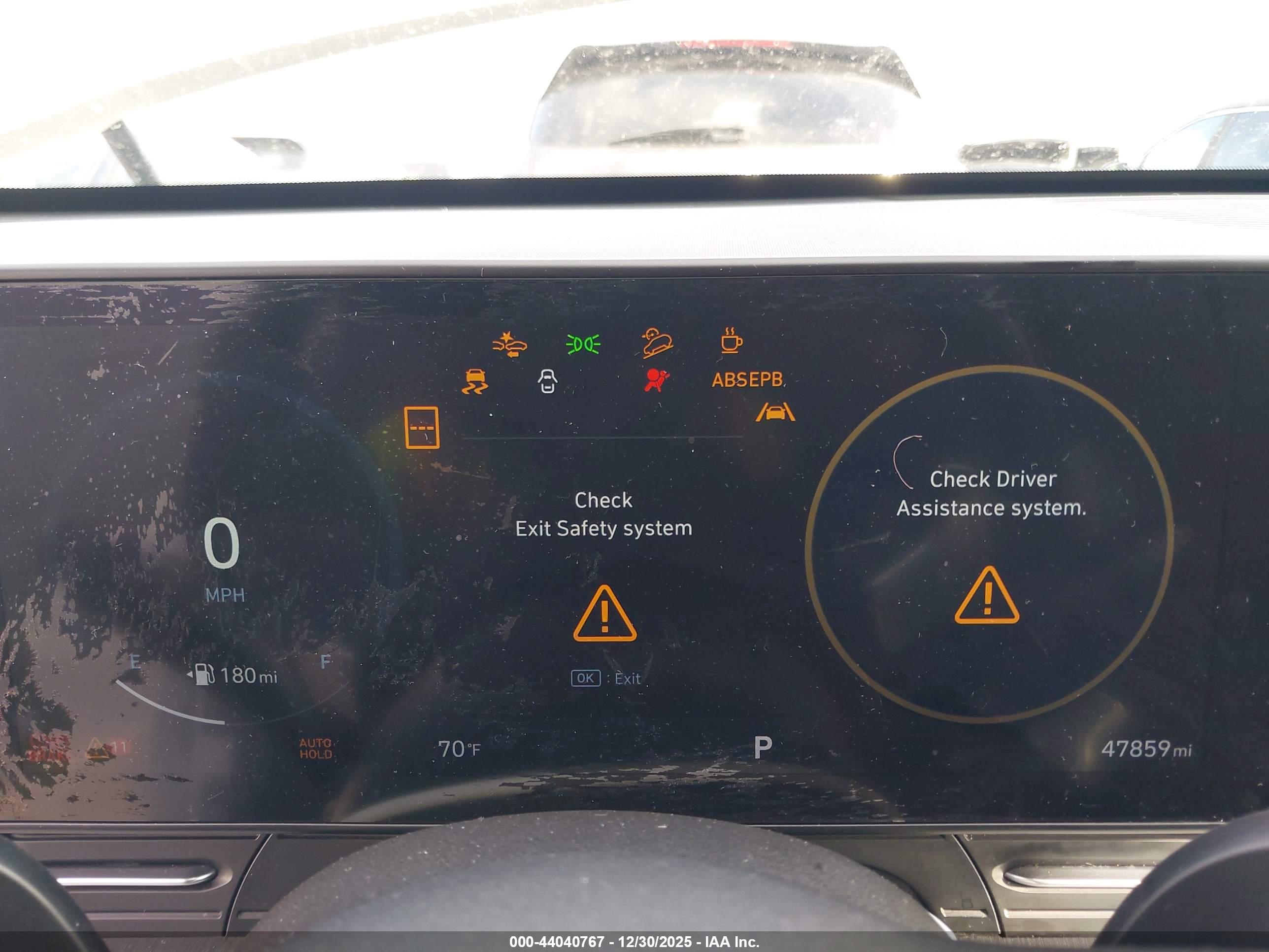 HYUNDAI KONA image 7