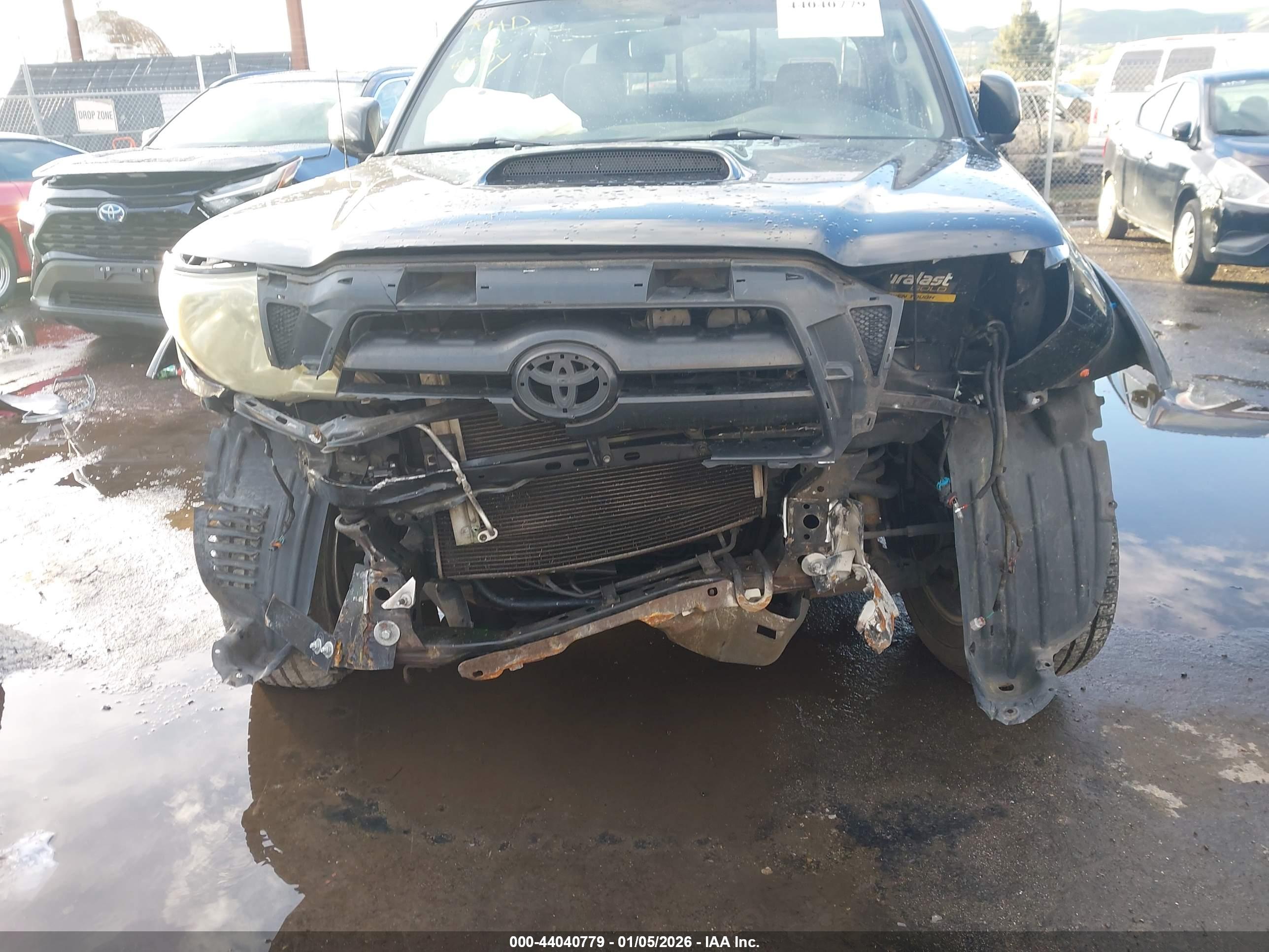 TOYOTA TACOMA image 6