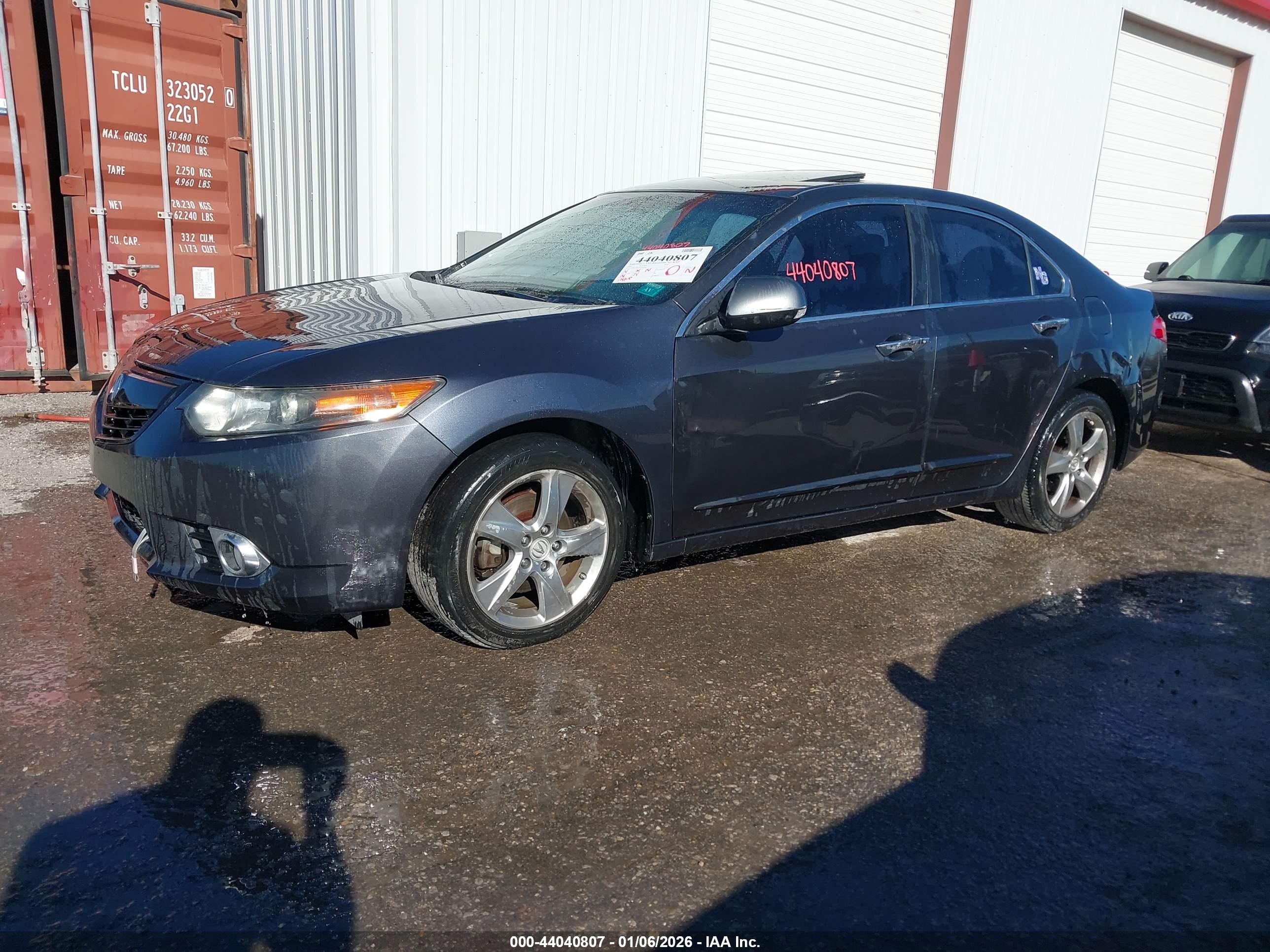 ACURA TSX image 2
