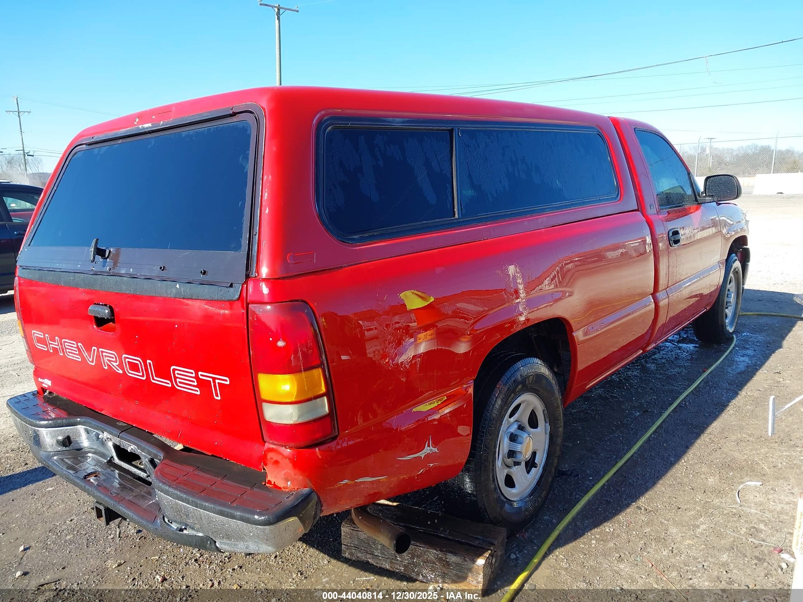 CHEVROLET SILVERADO image 4