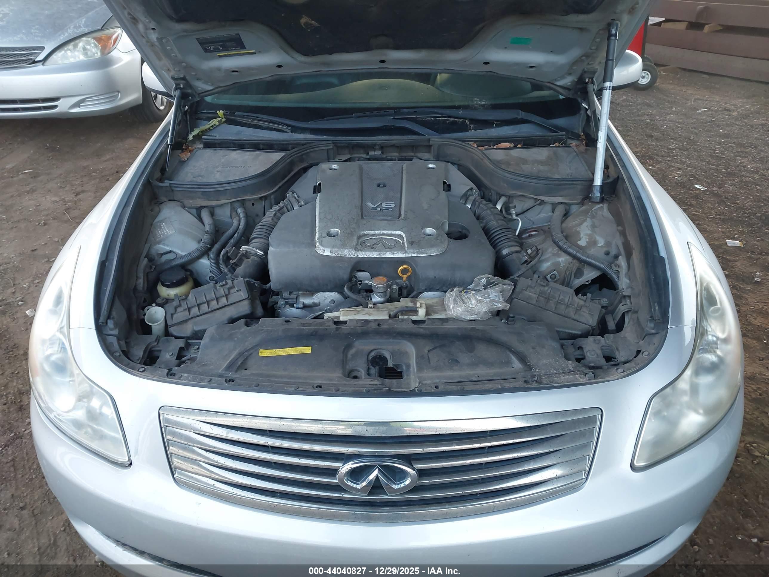 INFINITI G35 image 10